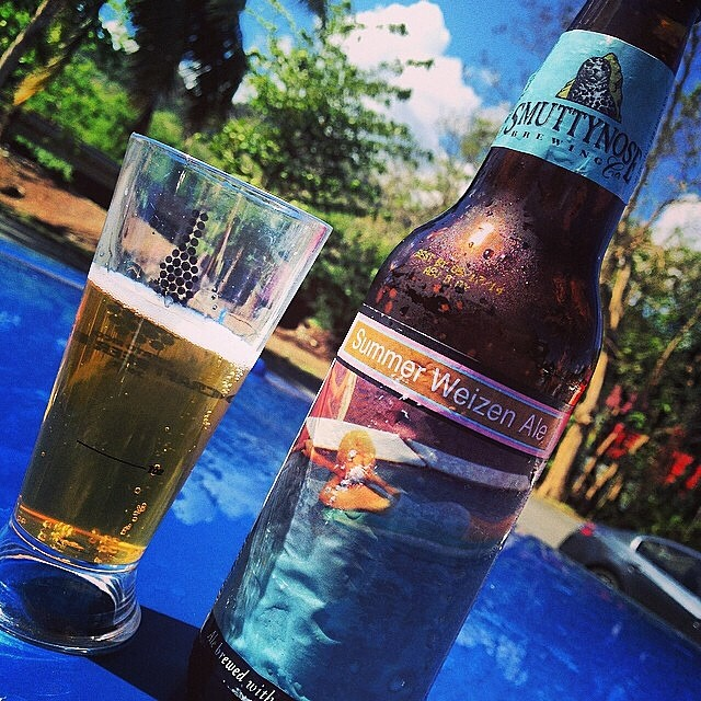 Smuttynose Summer Weizen Ale vía @evalissebibi en Instagram