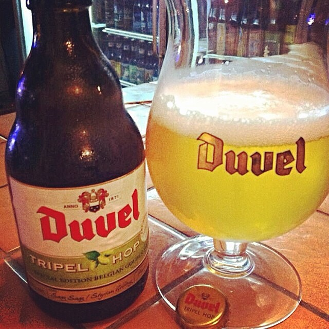 Duvel Tripel Hop vía @aibonitobeergarden en Instagram