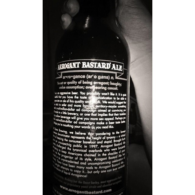 Arrogant Bastard Ale vía @Ariimay en Twitter