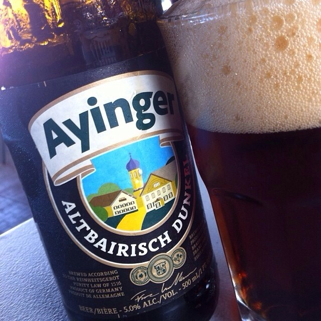 Ayinger Altbairisch Dunkel vía @Apaman8 en Instagram