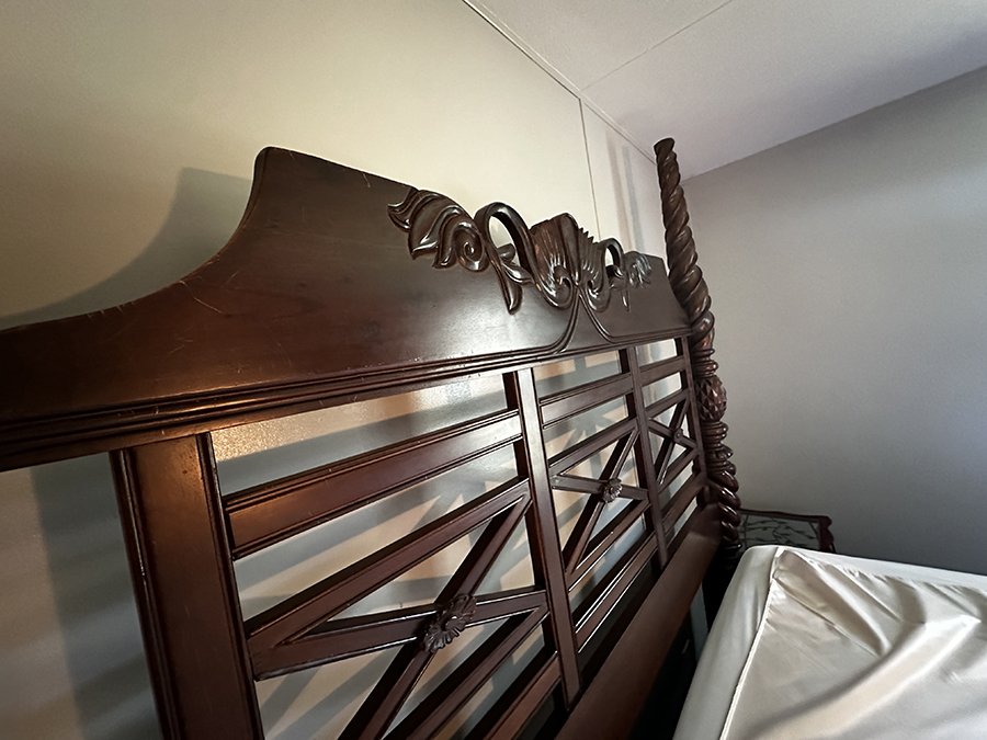 Headboard-01.jpg