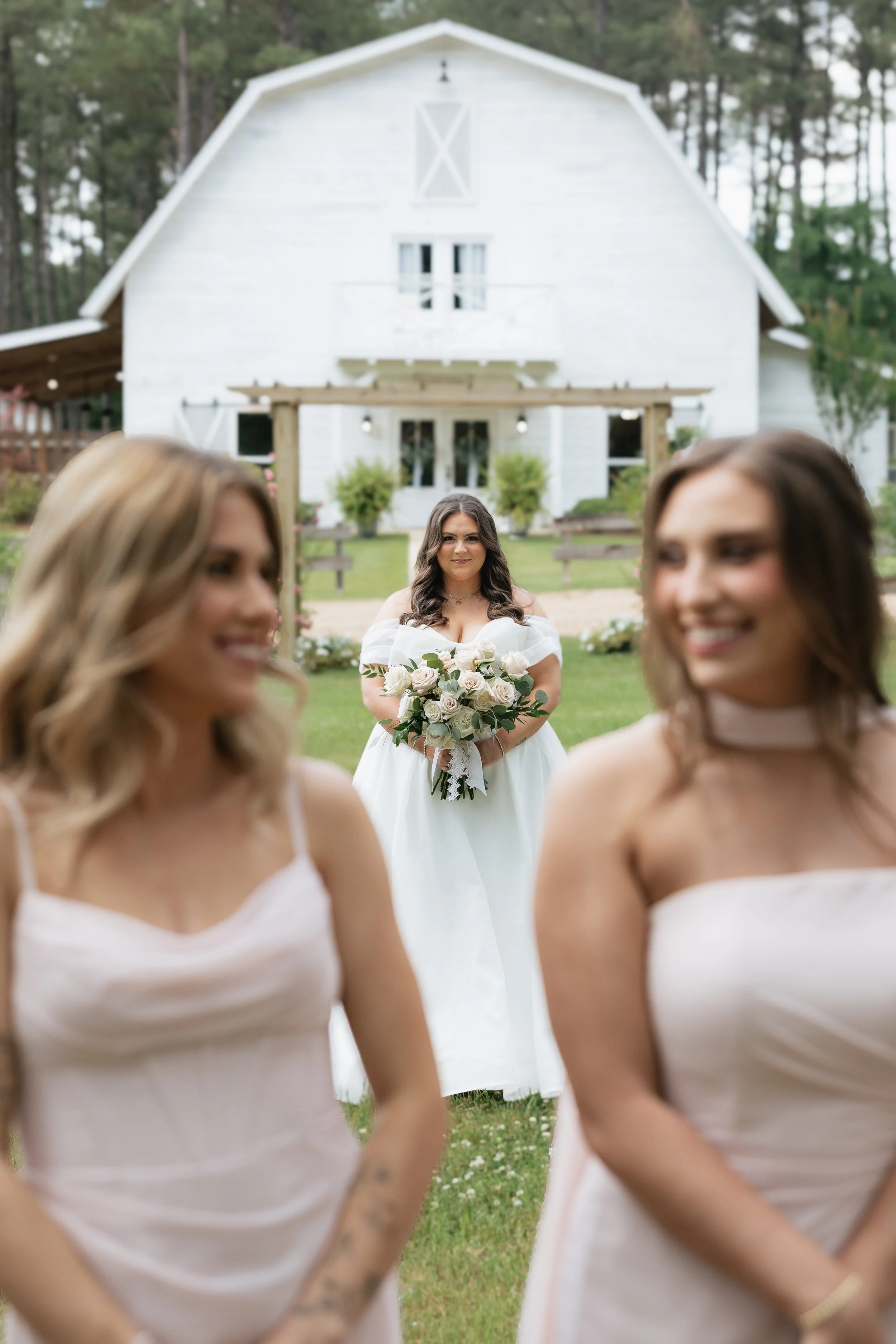 KRP-Milling-bridalparty-14.jpg