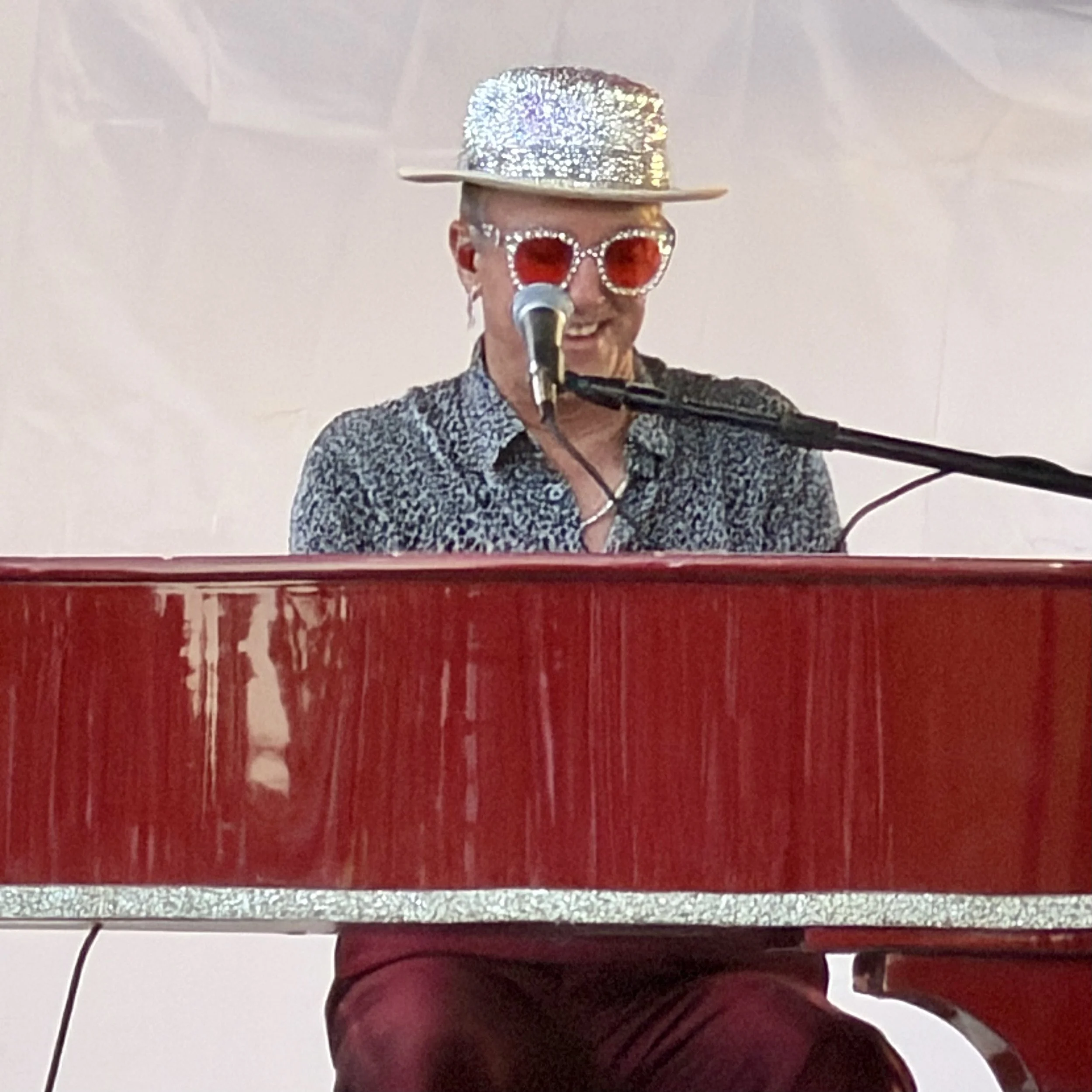 Elton Dan_01.jpeg