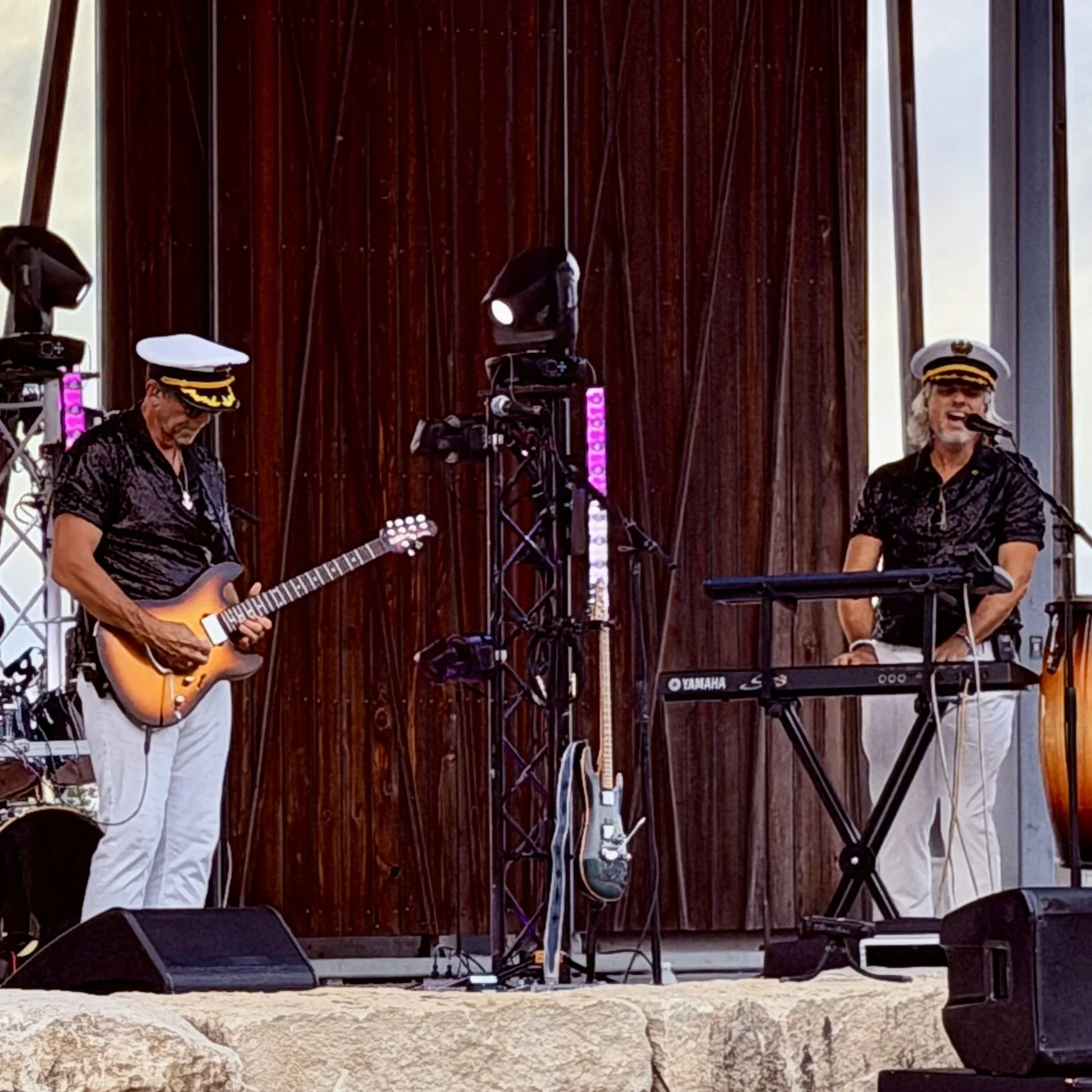Yachties_Live_01_jpg.jpg