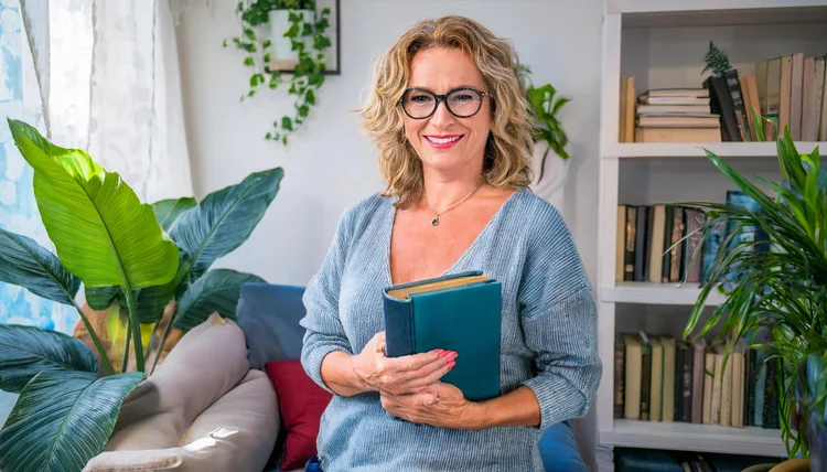A caring woman at home, ready to listen