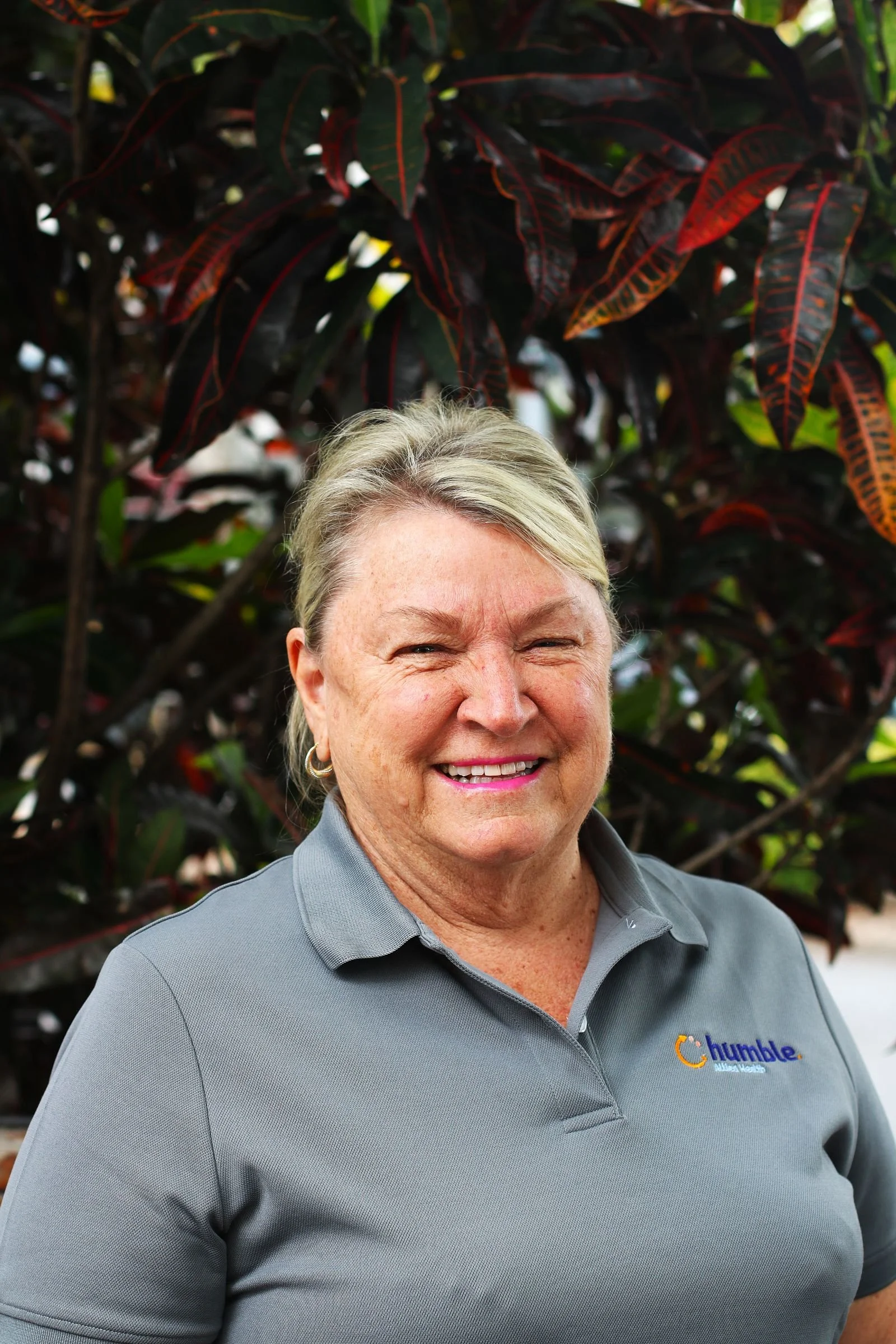 A headshot of Leah the physiotherapist