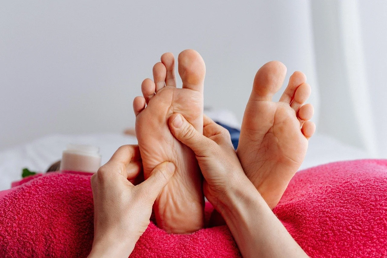 5 Benefits of Reflexology: Why Your Feet Might Be the Key to Feeling Better