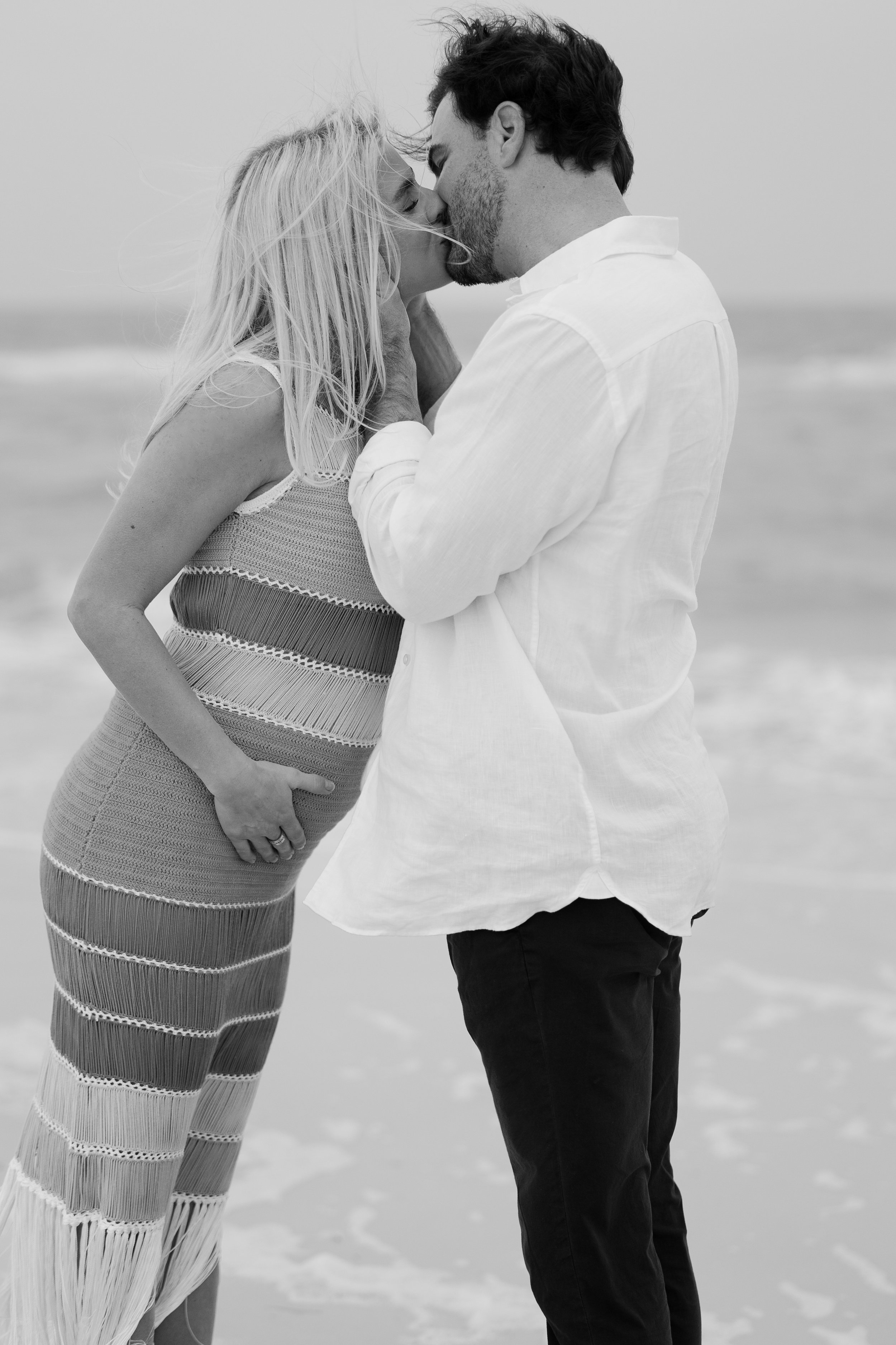 Maternity Photoshoot at Clearwater Beach, FL
