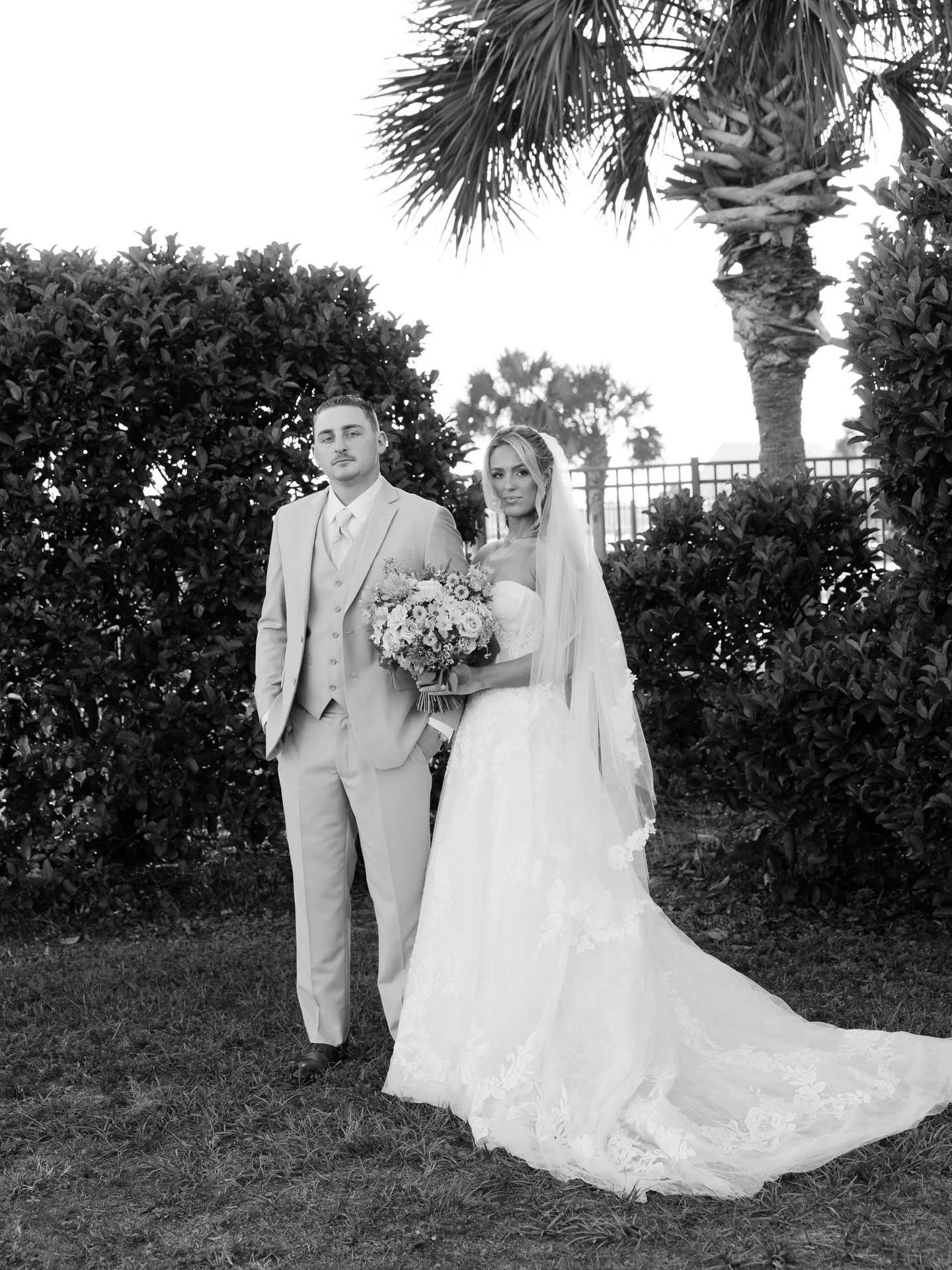 THE FRITZ SAID I DO 💍🌴🤍

April 11th, 2026 Sarah and Owen tied the knot at Bella Villa in Pensacola, Florida. Surrounded by their family, God, and the water, they had the most stunning day! 

You will be seeing a LOT more photos from this wedding. 