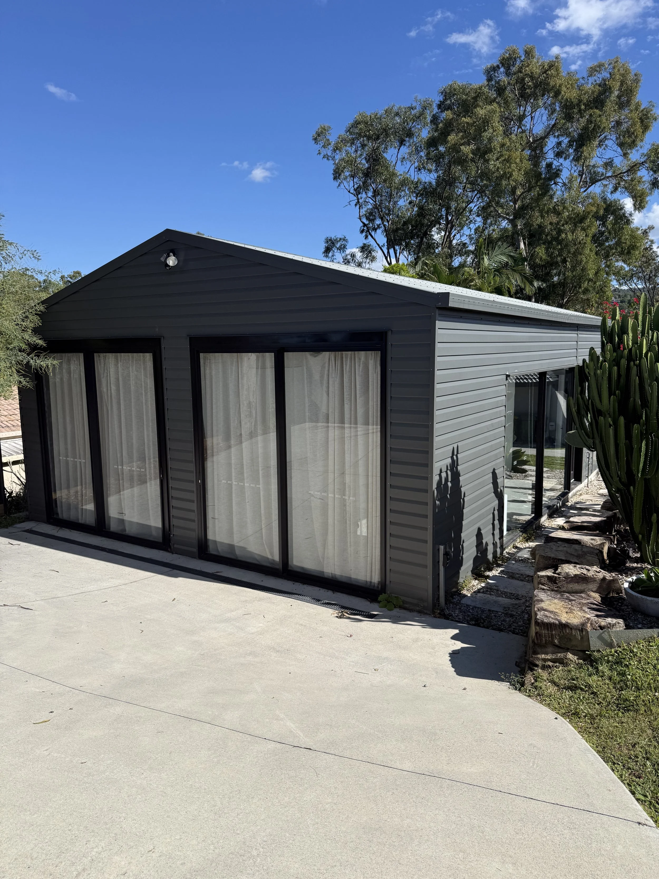 Gold coast studio, Photography studio, natural light studio, Gold Coast, photo studio GC, Sunset studio, sunset studio gold coast, studio hire, content creation studio, UGC studio, cyc wall, cyclorama wall