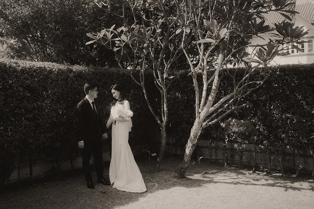 No two trees are the same to Raven. 
No two branches are the same to Wren.