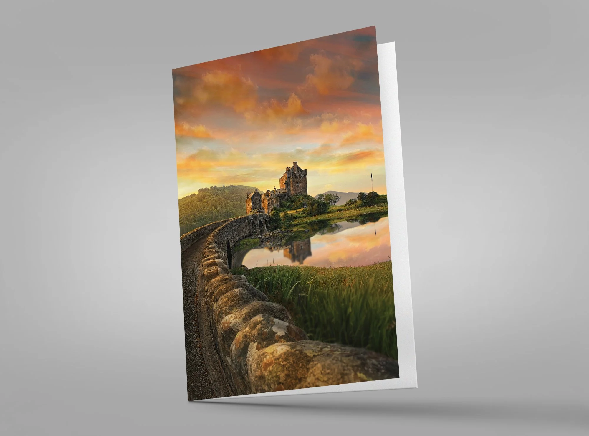 Greeting_Card_Eilean_Donan_Castle_Summer.jpg