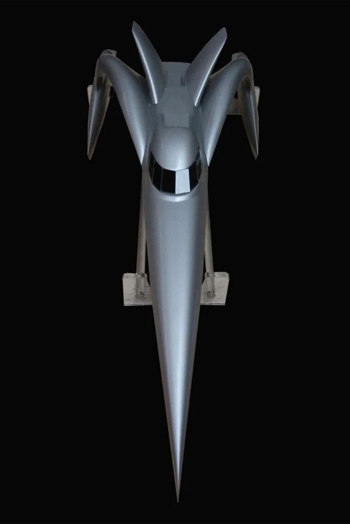 ©ONEOFF_Mock-up_Earth-Race.jpg