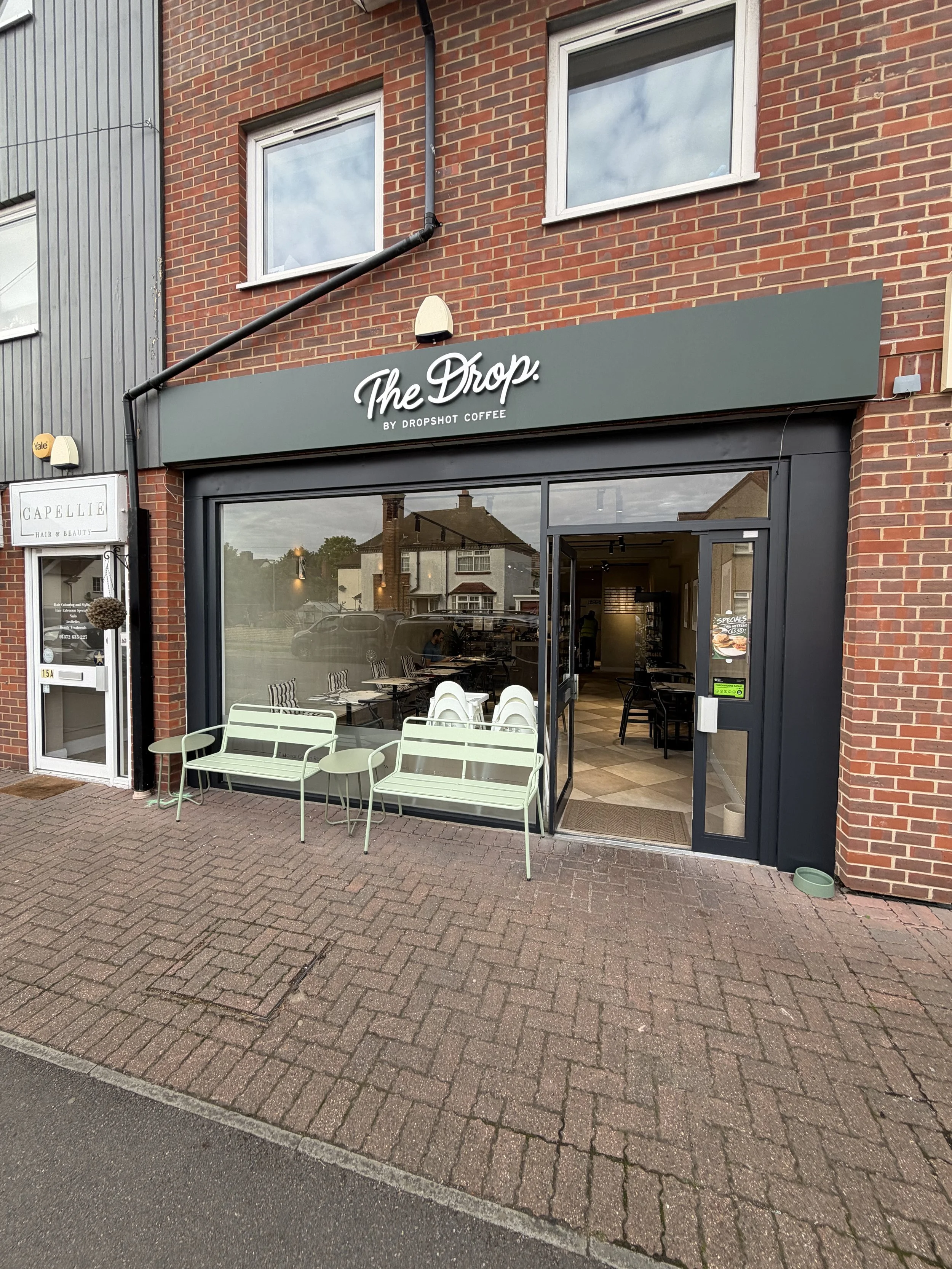 Epsom - 17 Manor Green Road