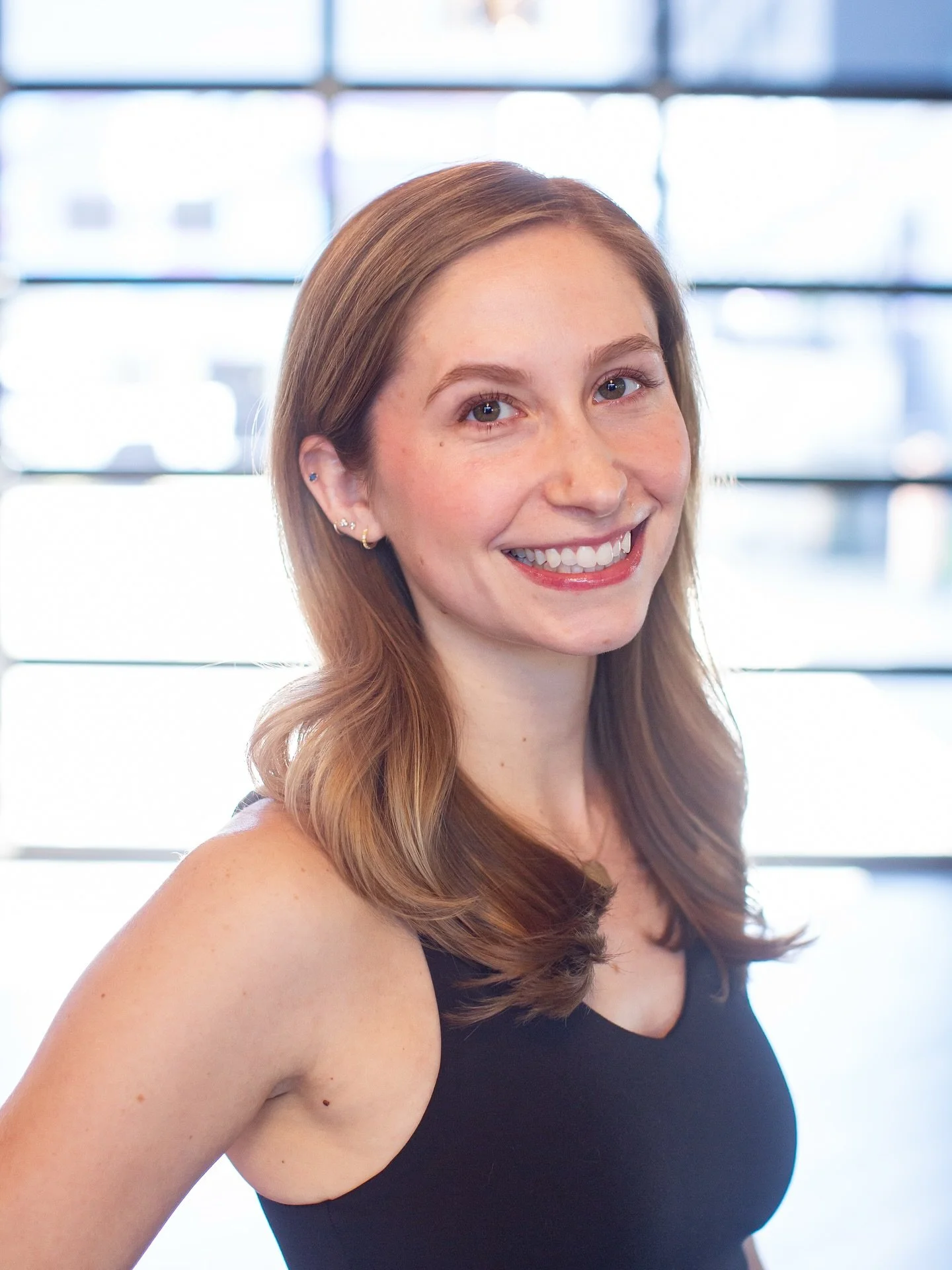 ✨Meet Emma!✨

Our newest instructor officially joins the City Barre lineup this week and we couldn&rsquo;t be more excited!

A lifelong athlete, Emma grew up as a competitive swimmer and runner before discovering barre in 2019 (thanks to our very own