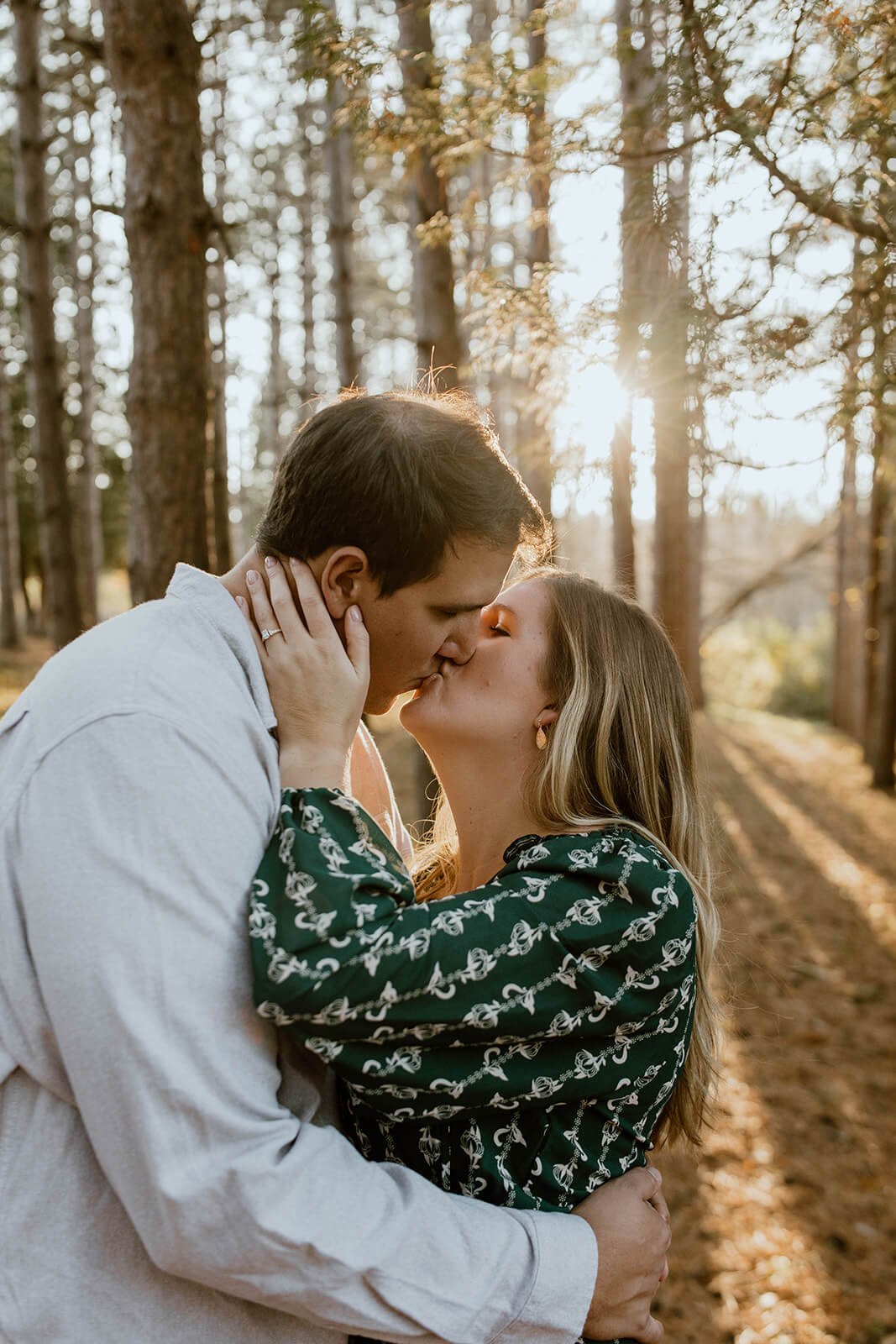 Engagement Photos Retzer Nature Center3.jpg