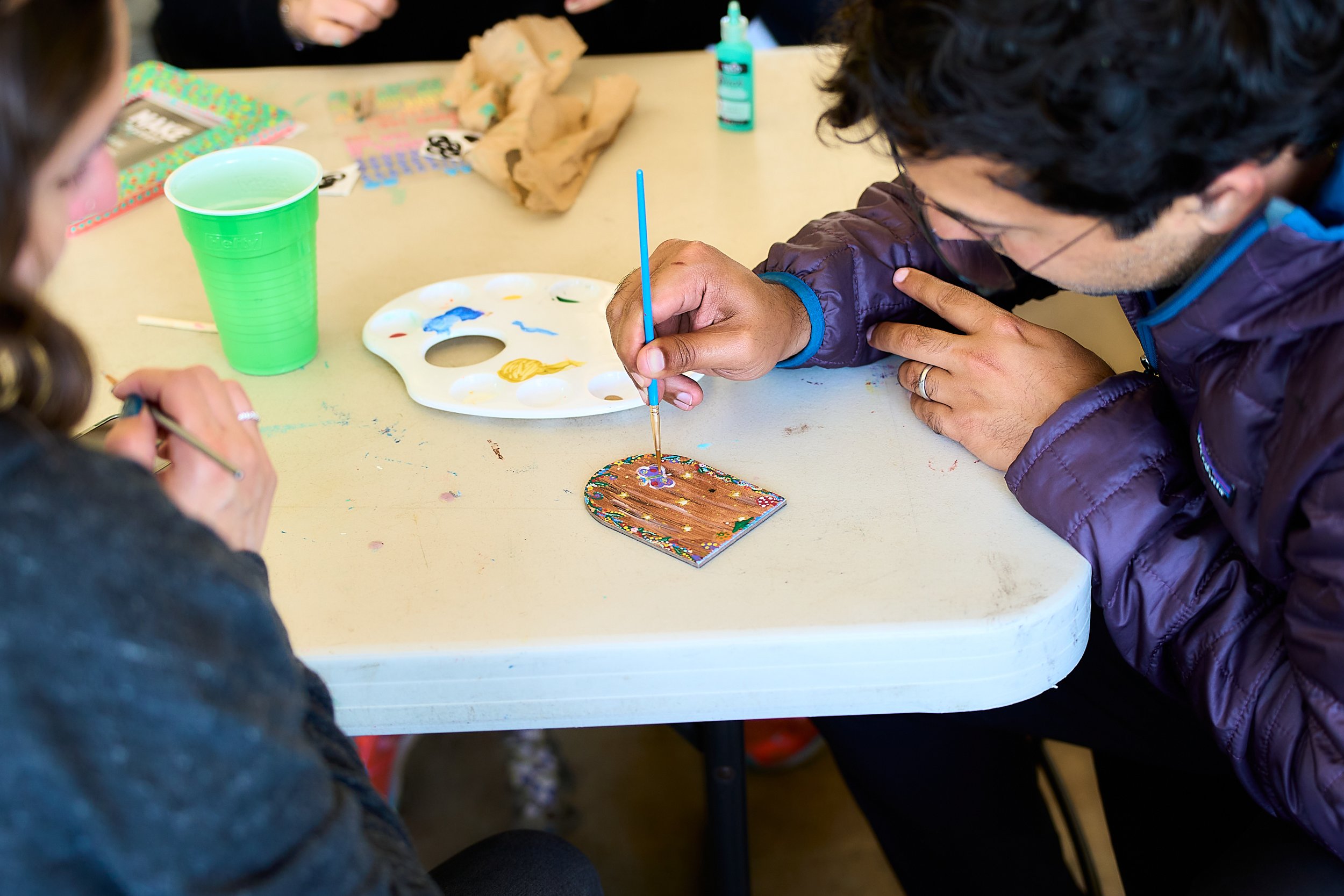 improv-utopia-west-camp-retreat-free-time-arts-and-crafts.jpg