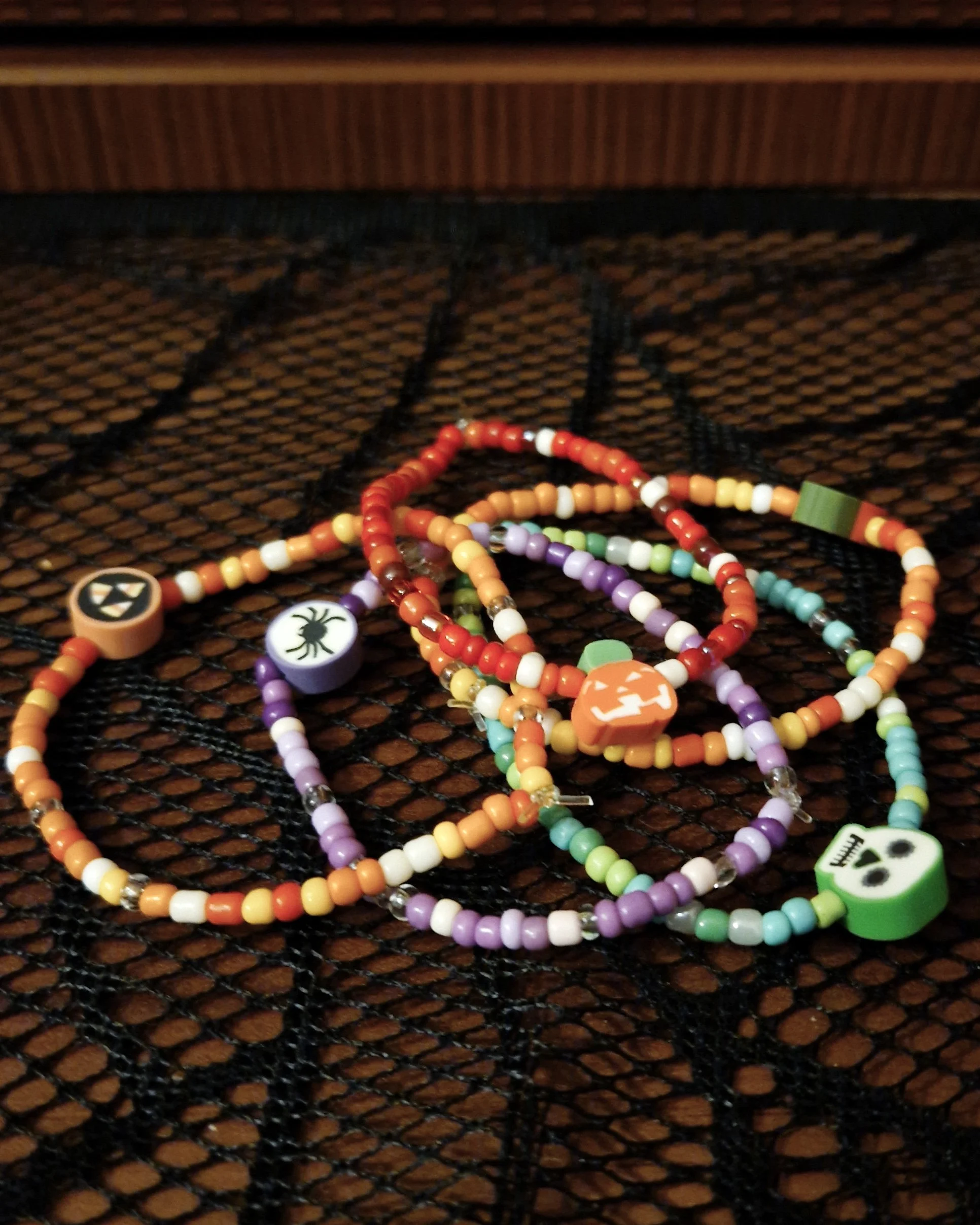 bracelets-enfant-halloween-2024-01.jpg