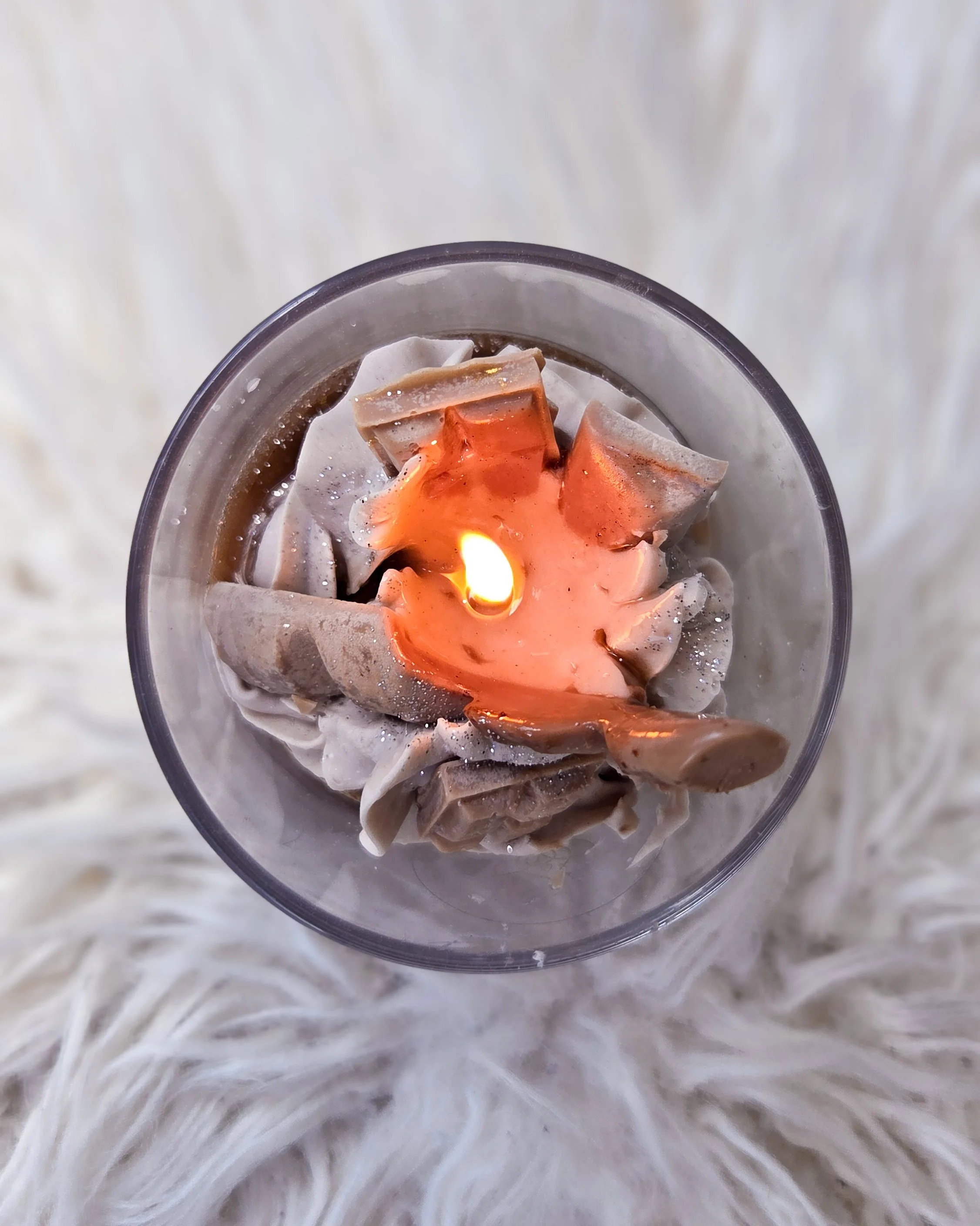 Amelia Candle - post - 2025 07 27 - 03.jpg