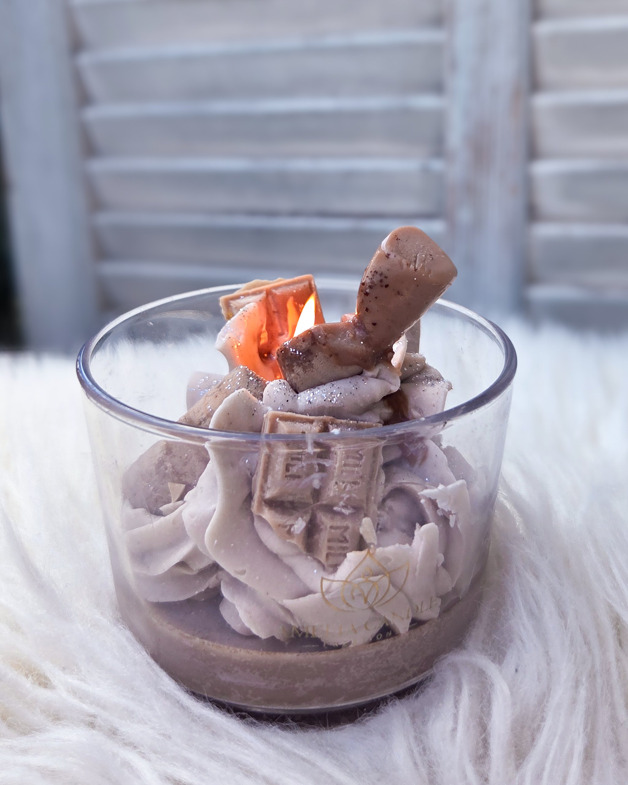 Amelia Candle - post - 2025 07 27 - 02.jpg