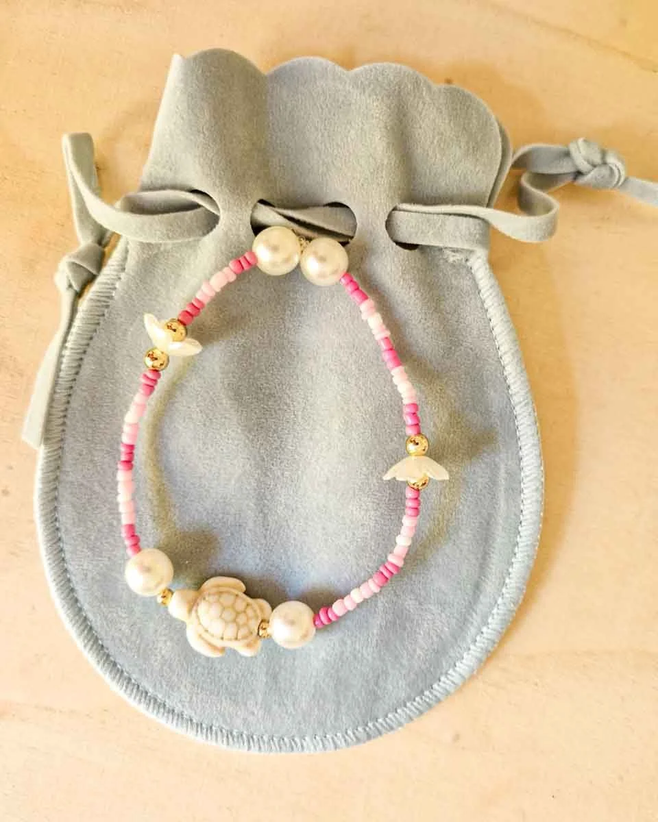 Art and craft-ateliers enfants 2023-Bracelets 02.jpg