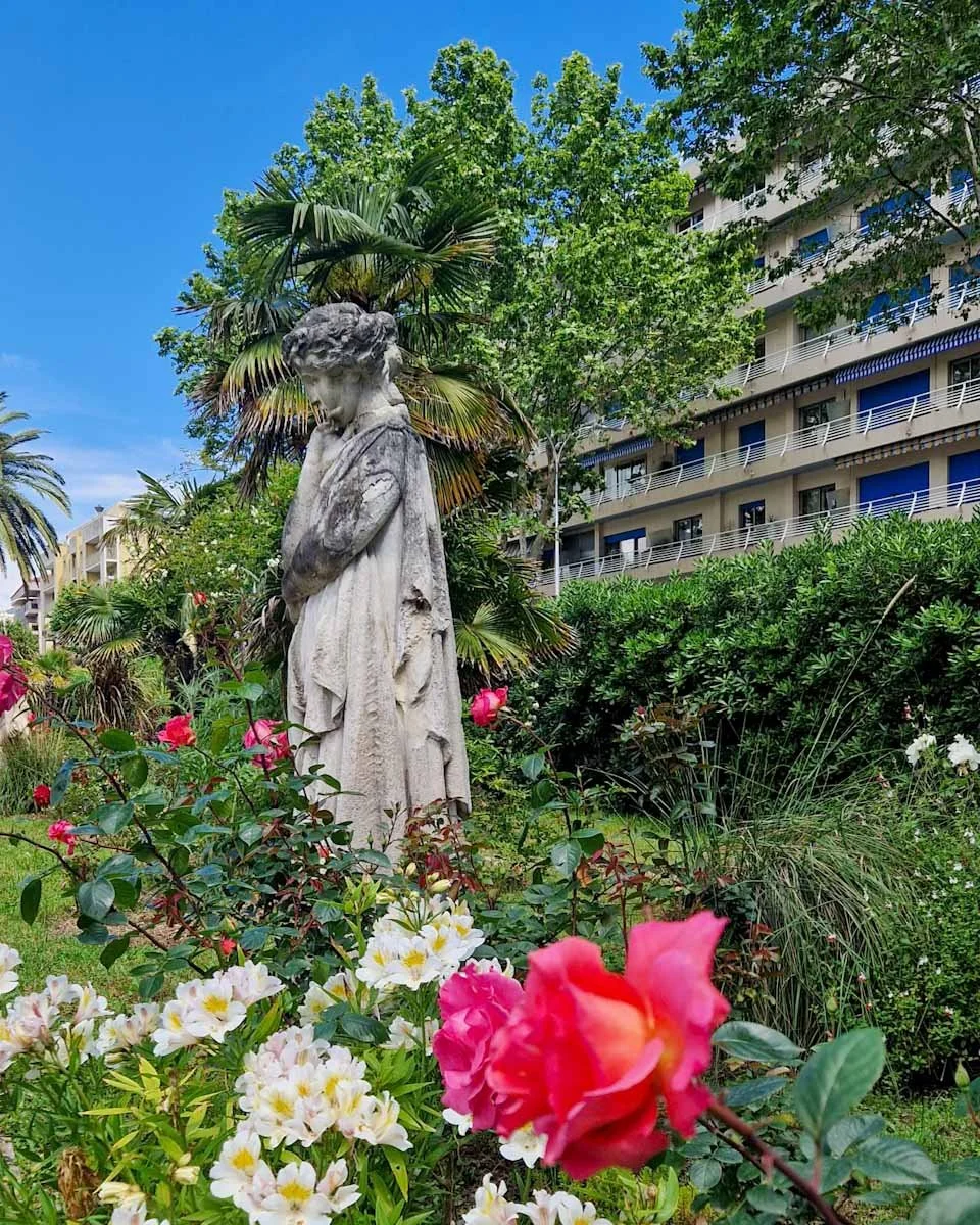 159.Menton ville jardins-Palais Carnoles-12.jpg