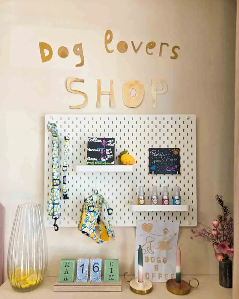 103.billet de blog - Dogs And Coffee - boutique 04.jpg
