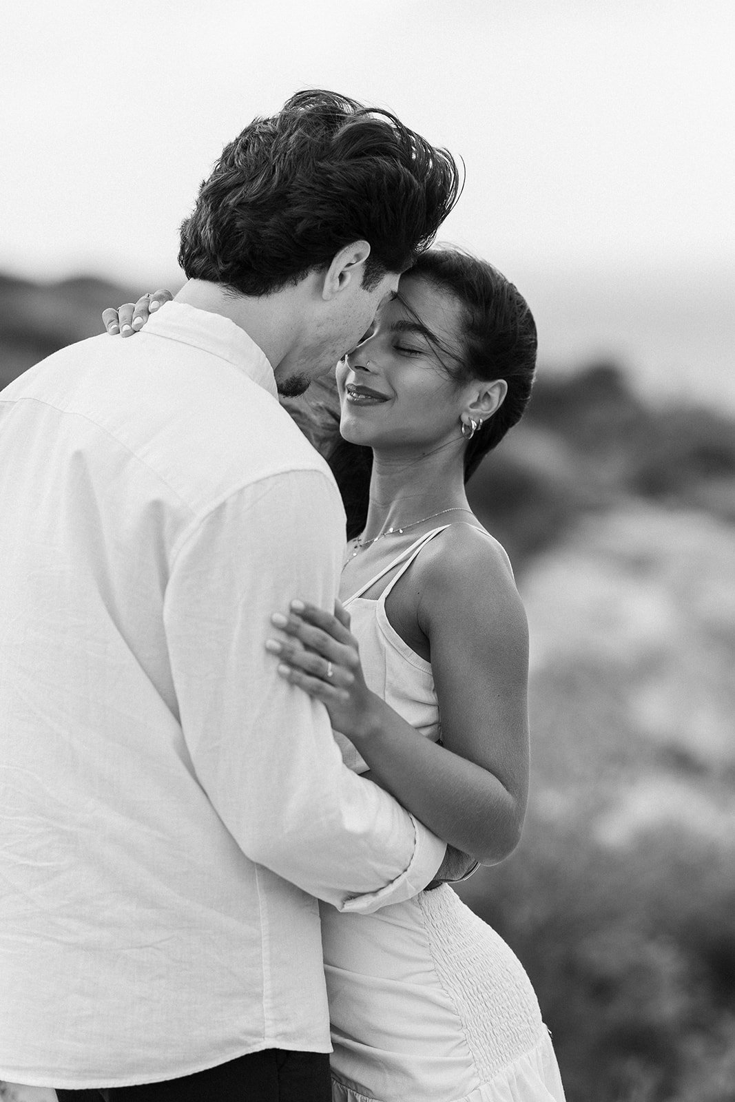 Wedding Photographer Sardinia, capturing love stories in Cagliari, Olbia, Porto Cervo and along the Costa Smeralda, with timeless and authentic style. | Fotografo di matrimonio in Sardegna, disponibile a Cagliari, Olbia, Porto Cervo e nella splendida