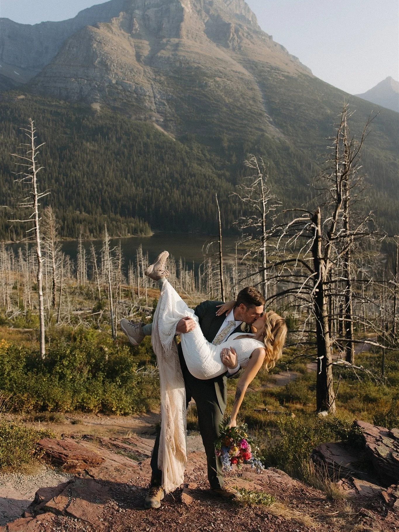 Some perfect moments from M+D&rsquo;s epic hiking elopement a few weeks ago! How was this my first time on this trail in the entire eight years I&rsquo;ve been exploring GNP??