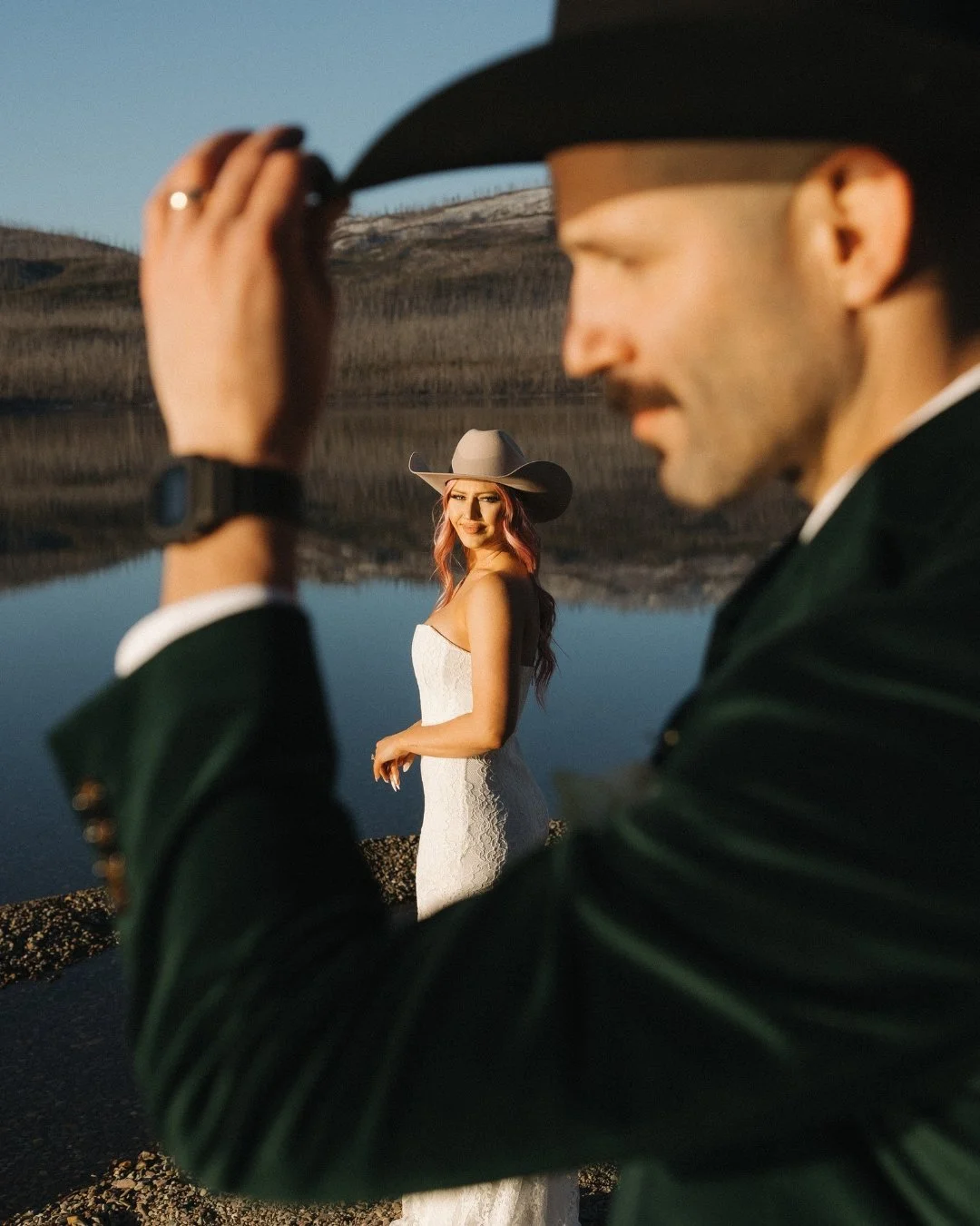 First post of 2026? Breaking my IG hiatus for Kennedy + Tylar's stunning winter elopement in Glacier National Park 🏔️❄️

These two shared their vows on the snowy shores of Lake McDonald surrounded by their closest friends and family. I've never seen