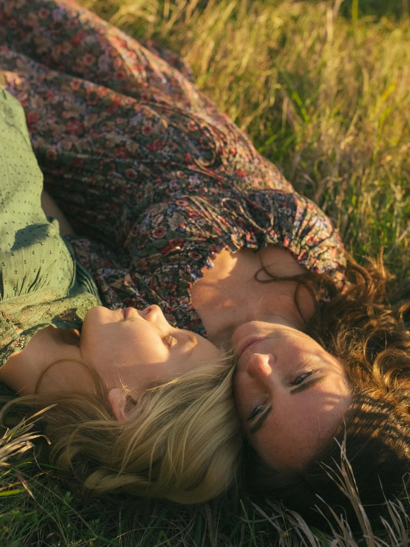 Holidays stir up a lot when you&rsquo;re going through a divorce, but today I&rsquo;m choosing to focus on all the incredible people who have held me this year, a career full of deep meaning and purpose, clients who hand me a meal at their session be