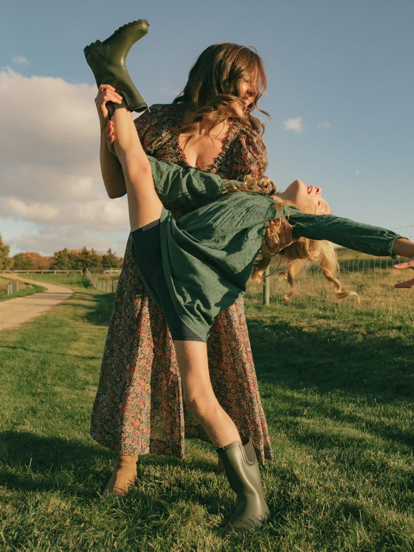 The best way to tell a good visual story that feels true to your clients is to get to know them well. Pay attention to their family&rsquo;s interests and find creative ways to highlight them during your time together.

I&rsquo;ve done many sessions w