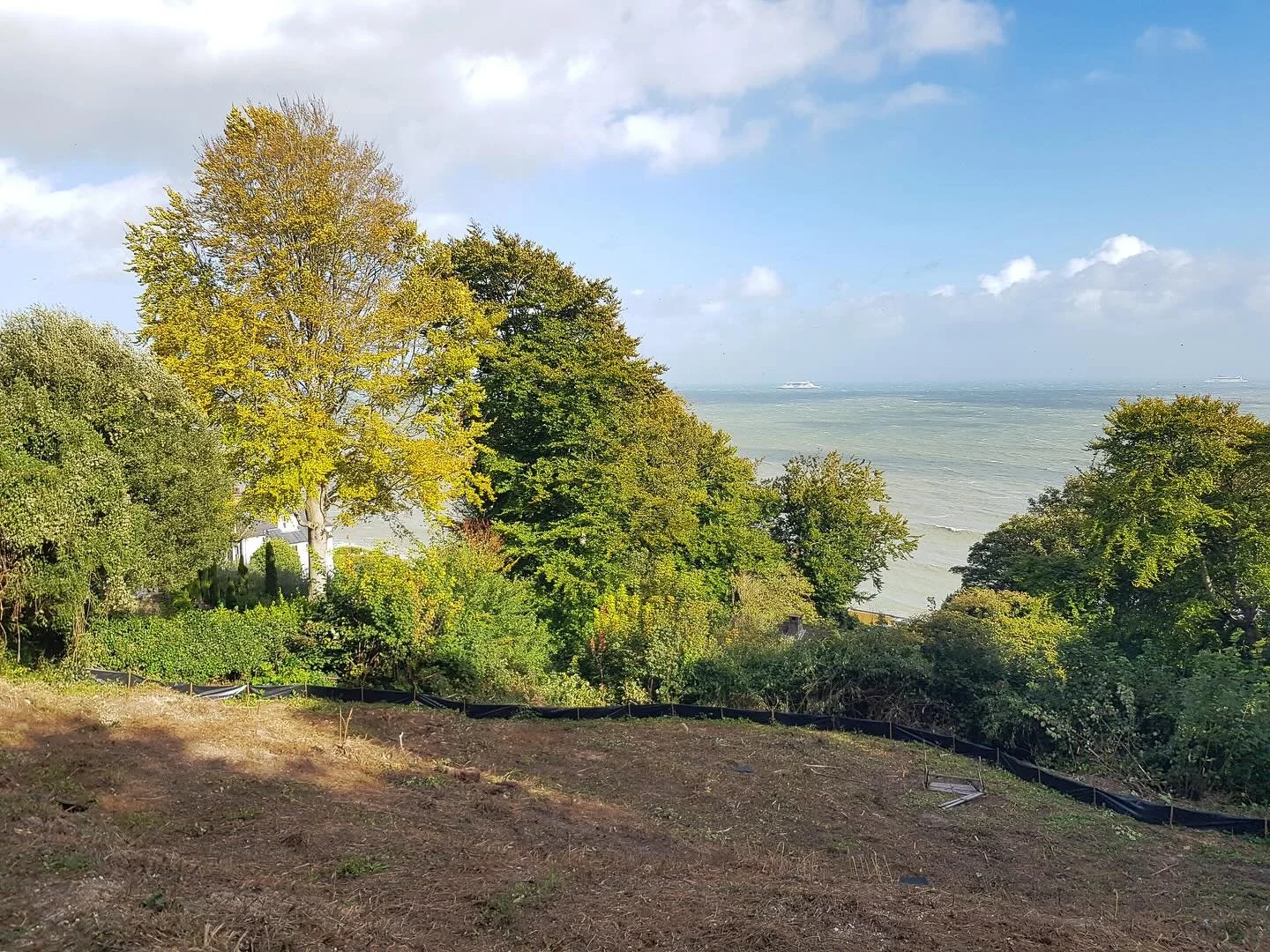 Further travels : This time we&rsquo;ve been near Dover visiting a steeply sloping site looking out over the Channel.

@hyde_architects asked us to carry out a preliminary review of the site to help understand the design drivers for a new home (of wh