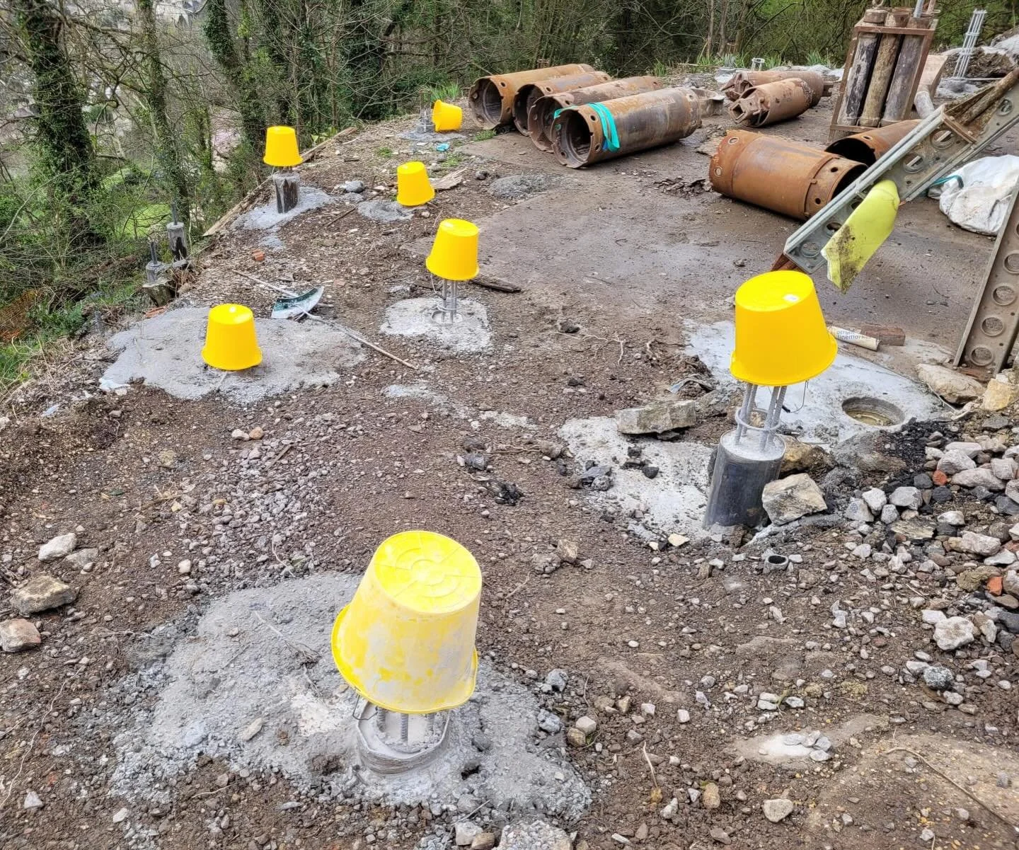 Spring has sprung in the centre of Bath!

Piling work is underway on a precipitous site overlooking the city centre. The first job is to stabilise the site, and then work on the beautiful new contemporary house can begin.

@sicolowebb_architects 
@wo