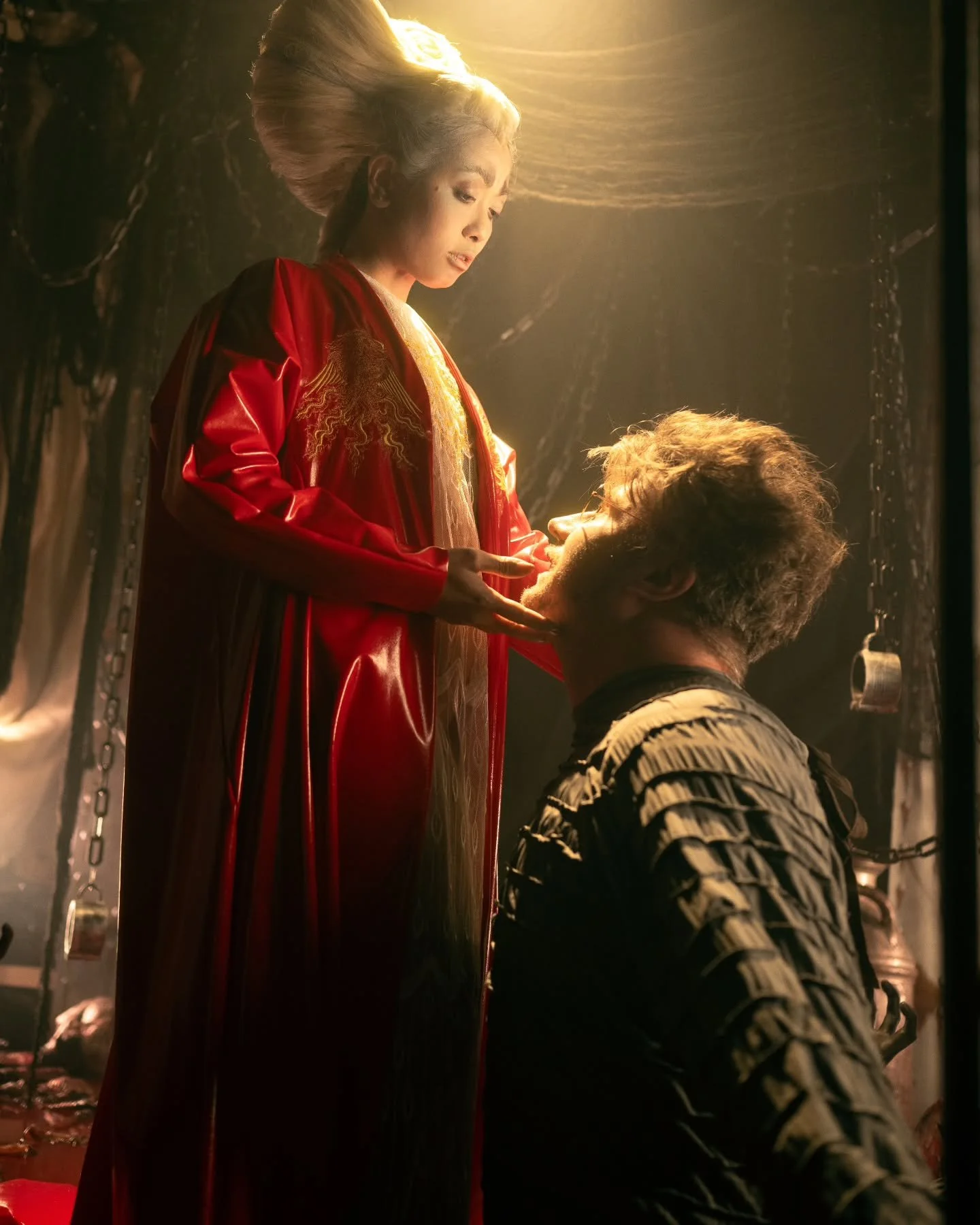 One can never replicate Gary Oldman's Baroque magnetism. Just have to bring different energies to inimitable scenes!

Wig by @thewigisup 
Photo by @kameraninja on set at @thedangerousladies
A whole bolt of red PVC from @artificeclothing 
Scroll back 