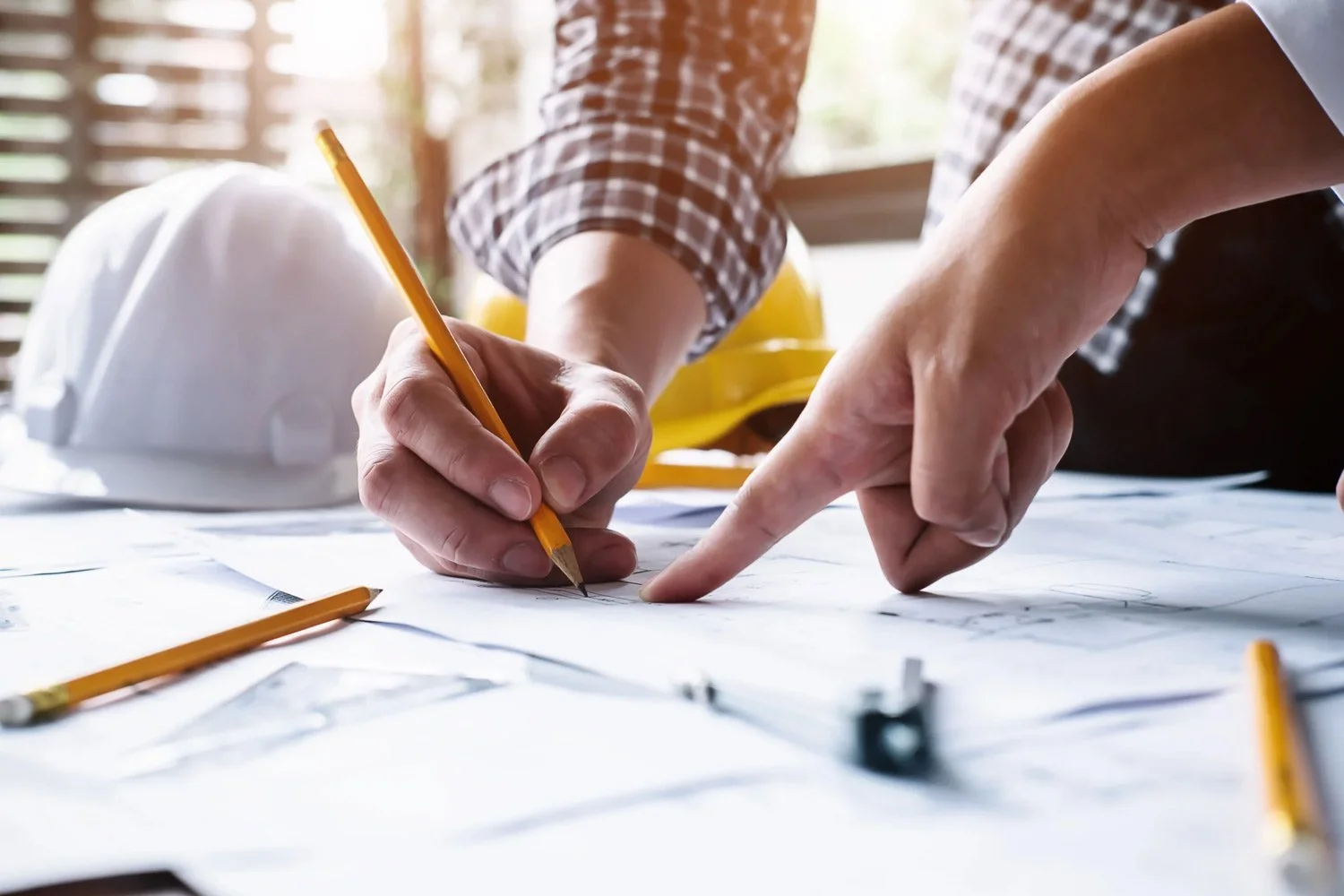 Architectural Review in Florida HOAs: Avoiding Costly Mistakes