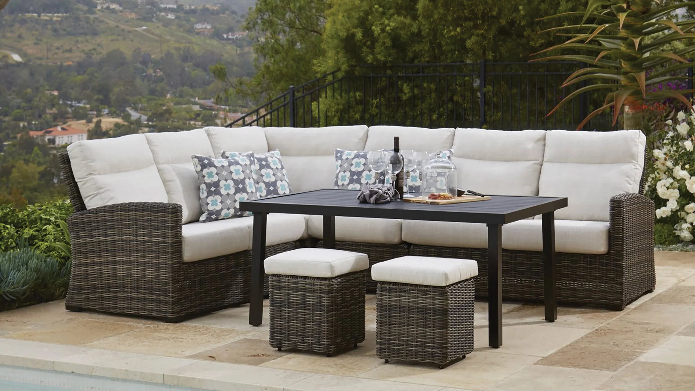 Patio Renaissance - Eureka Collection 2