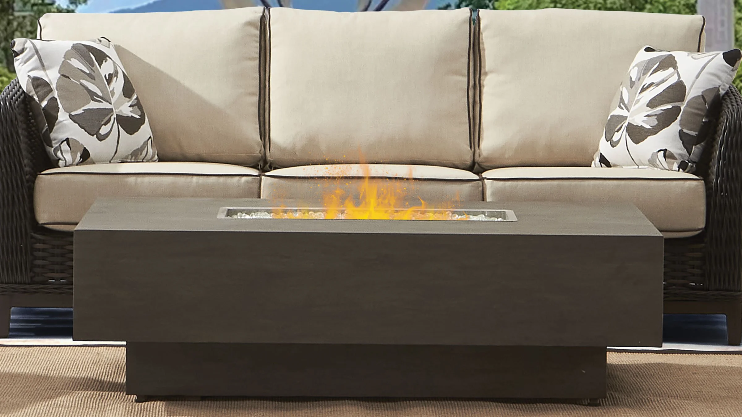 Patio Renaissance - Florence Rectangle Fire Pit 