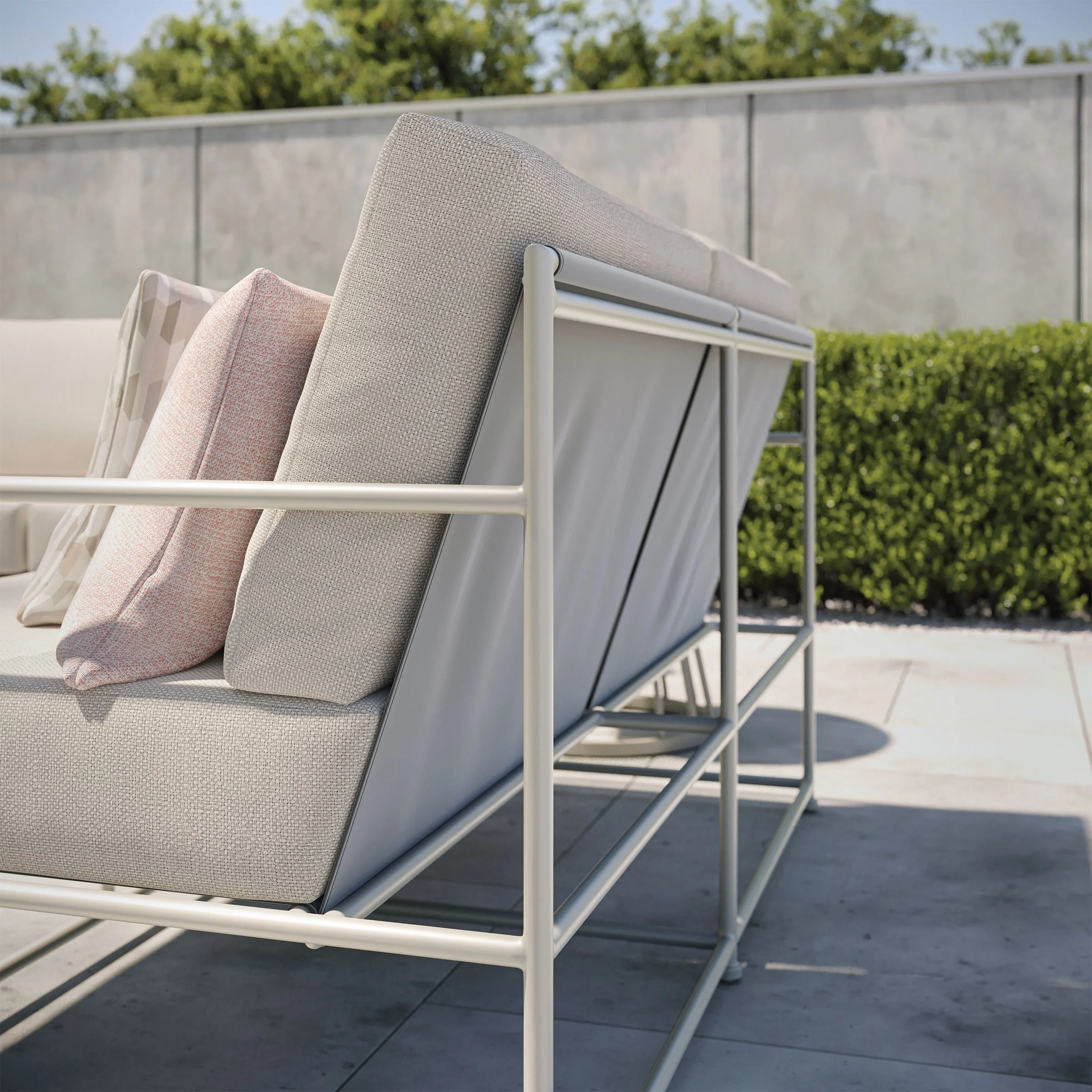 Tropitone - Glendale Collection Back Detail