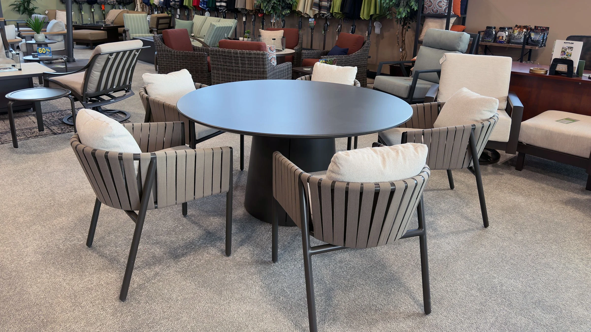 Brown Jordan | Oscar II/Atlas Dining Set 1