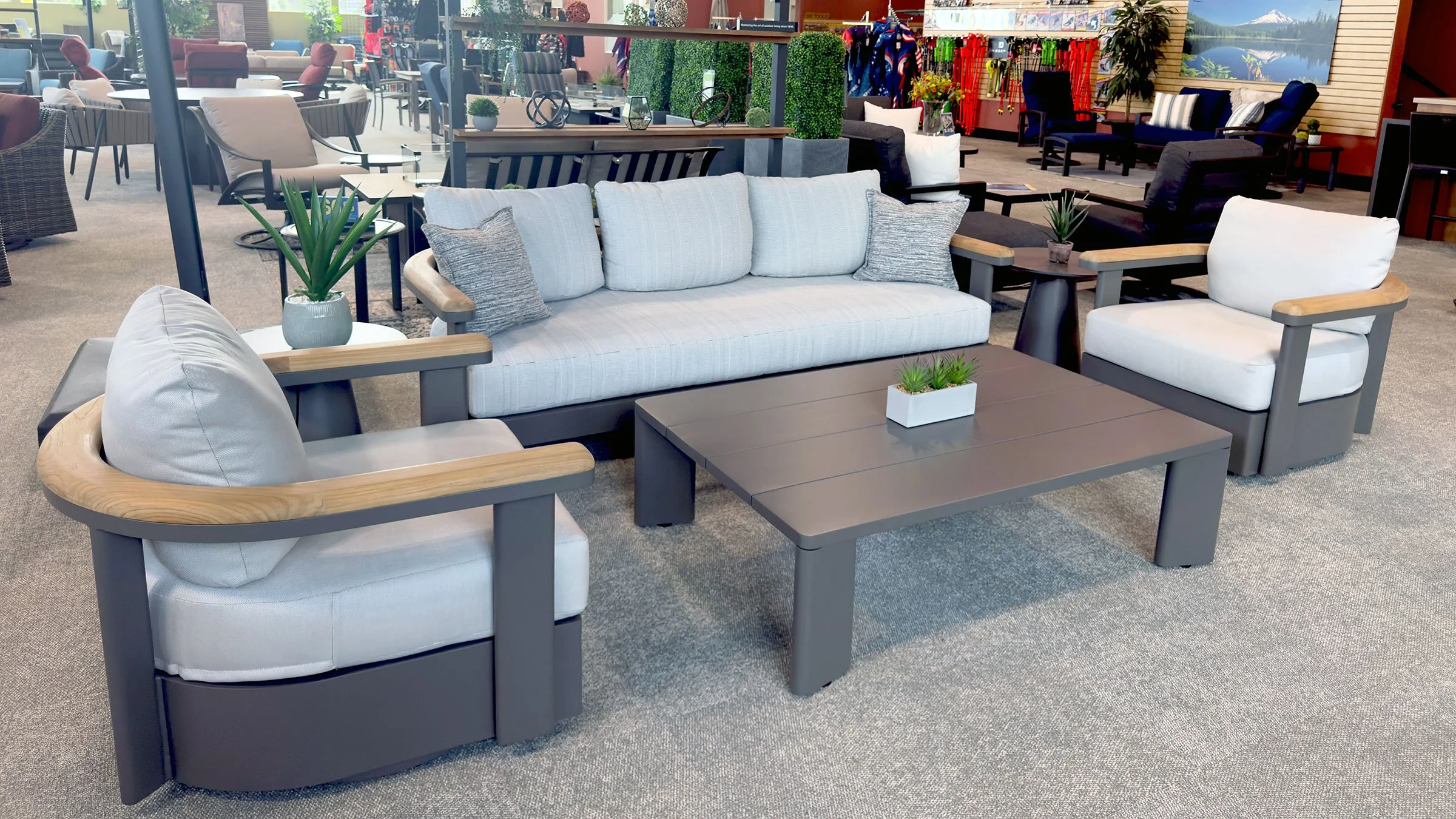 Brown Jordan | Luca Teak Lounge Set 1