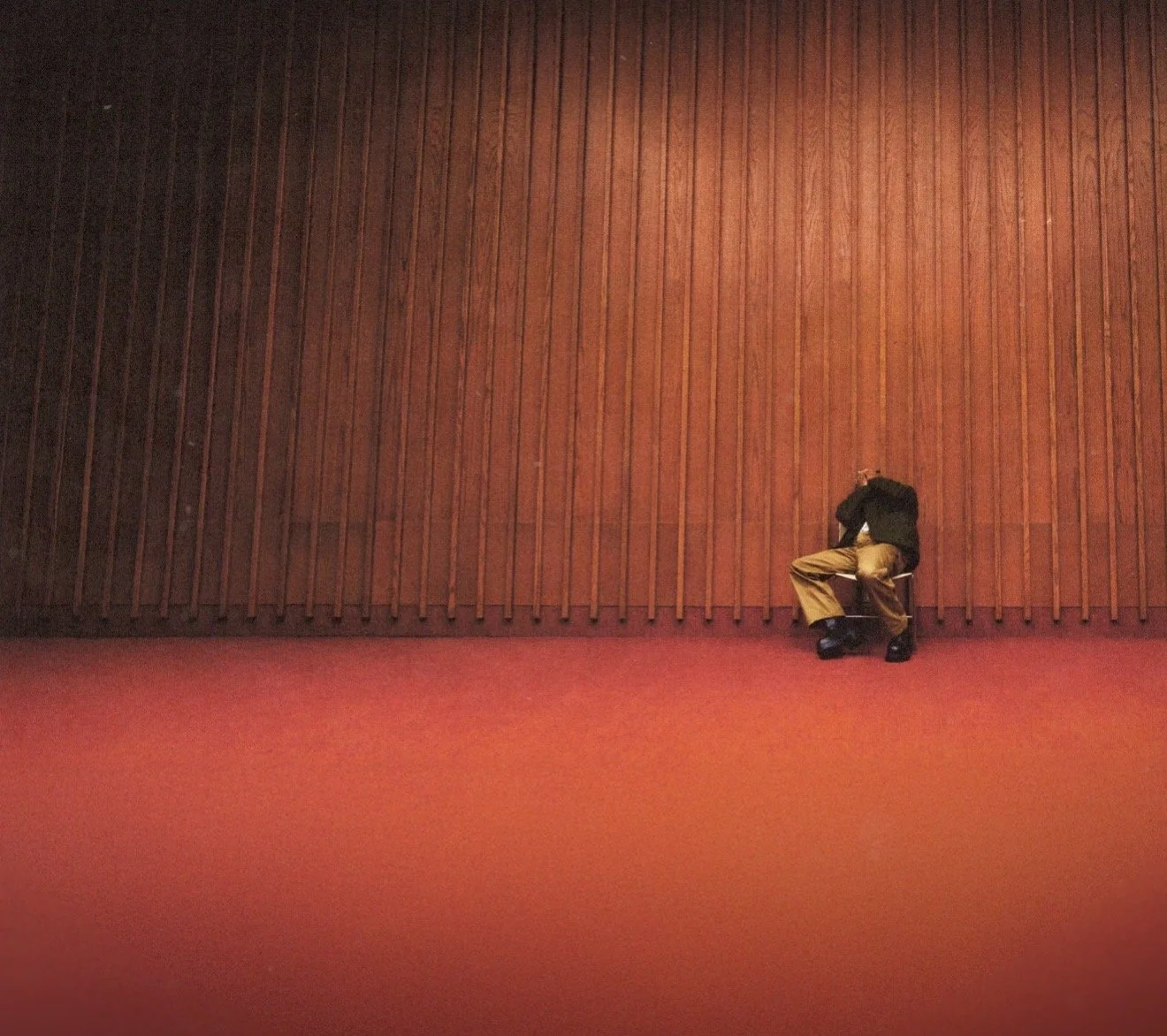 Isaiah Rashad pulls no punches w/ release “IT’S BEEN AWFUL”
