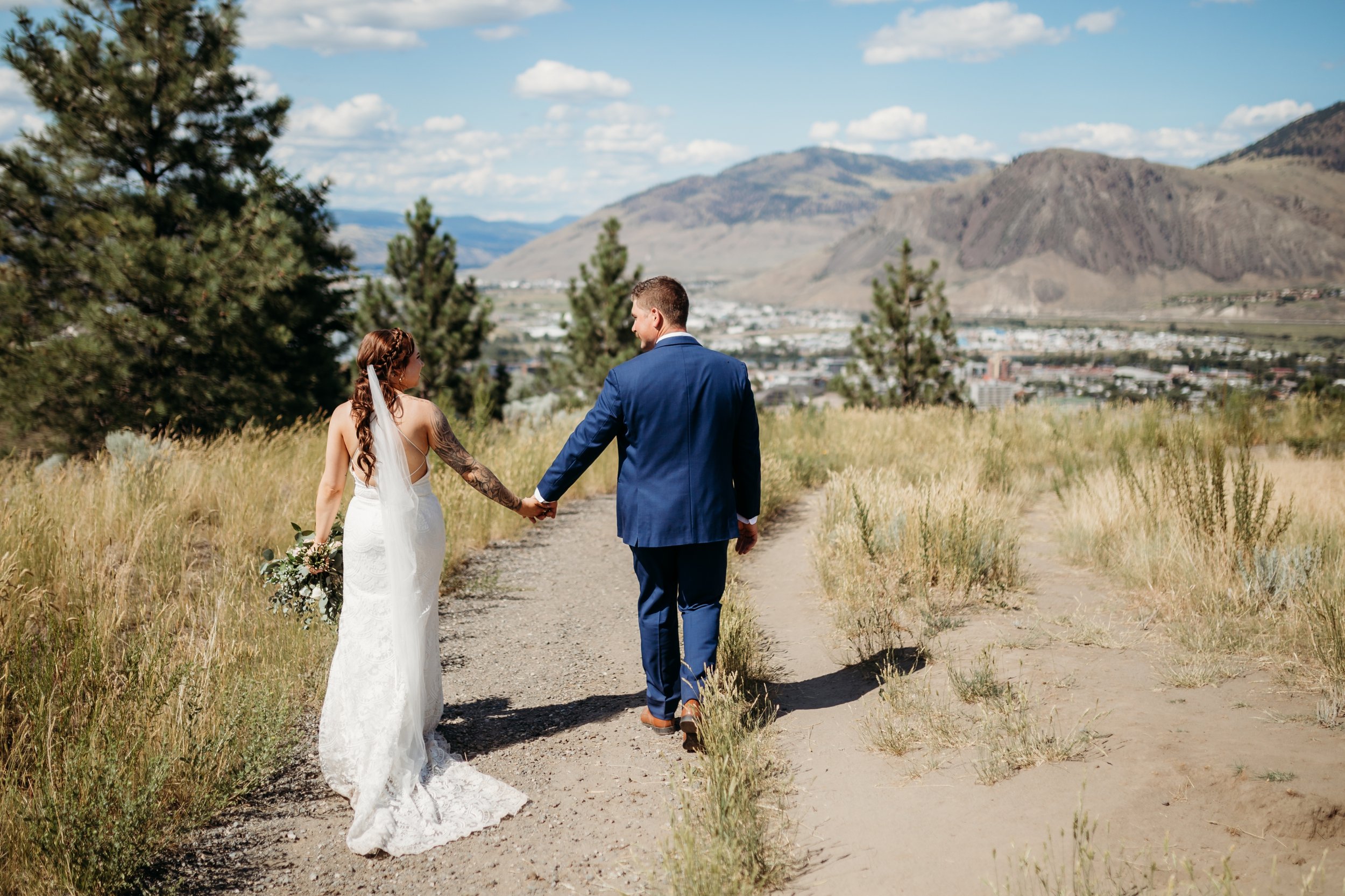 MomentsbyCaileyKamloopsWeddingPhotographer_DeltaKamloops_0068.jpg