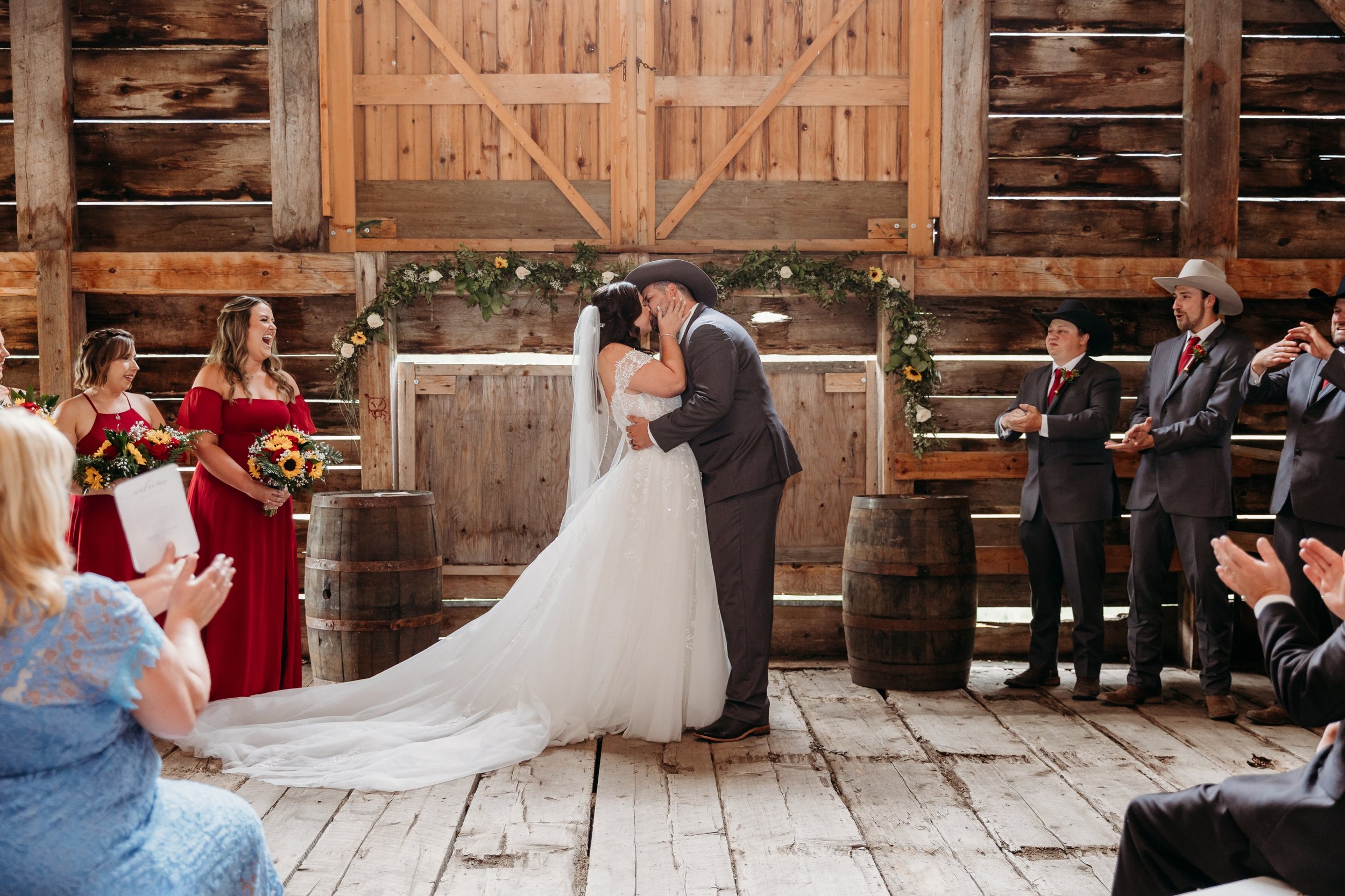 MomentsbyCaileyKamloopsWeddingPhotographer_SpringLittleCreekRanchWedding_0070.jpg