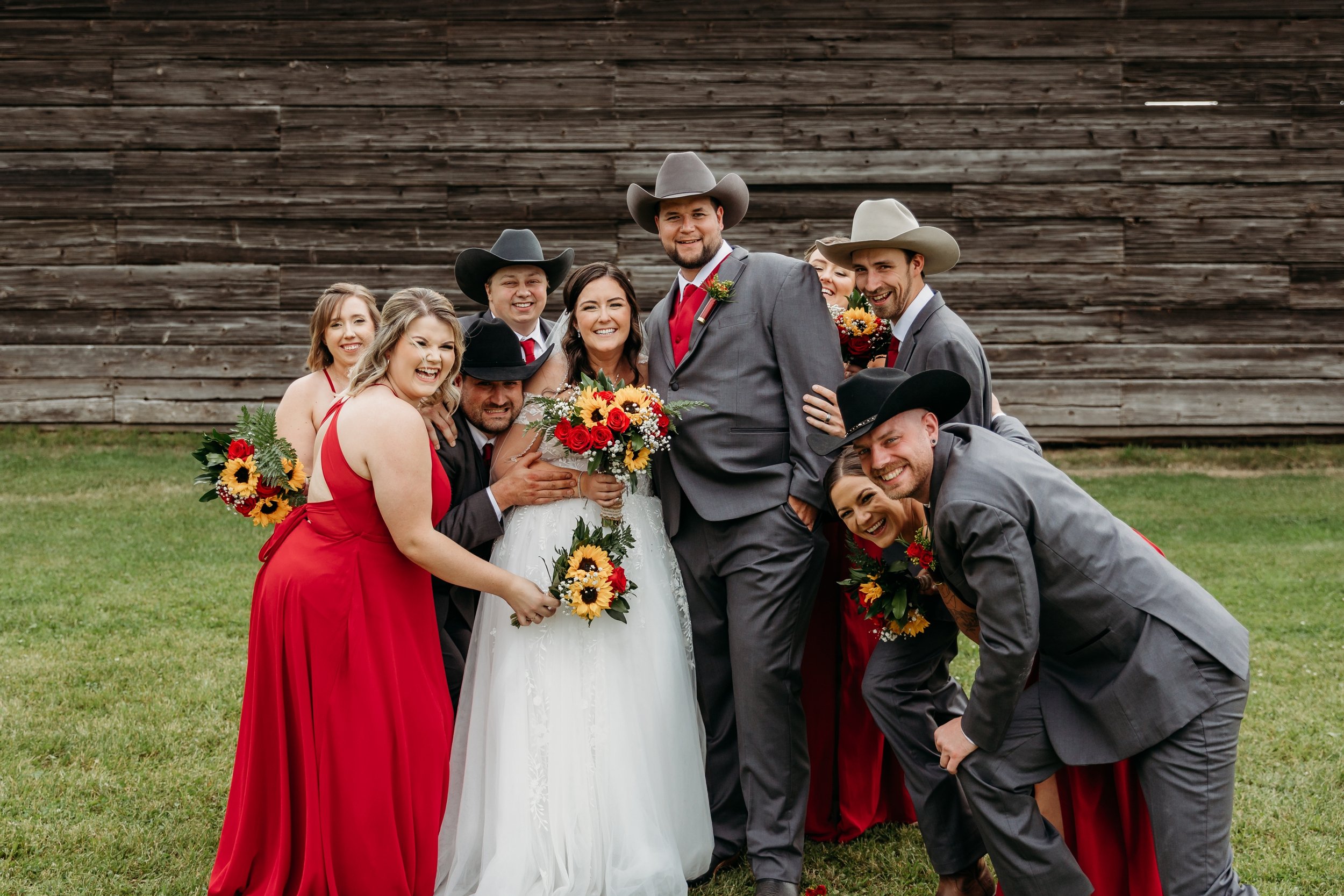 MomentsbyCaileyKamloopsWeddingPhotographer_SpringLittleCreekRanchWedding_0082.jpg