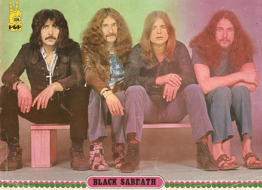 Random Intersections