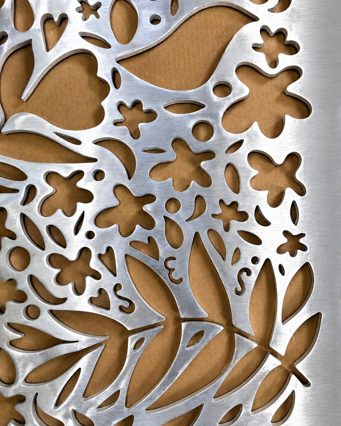 Alder 9 Metal Screen Detail SES.png