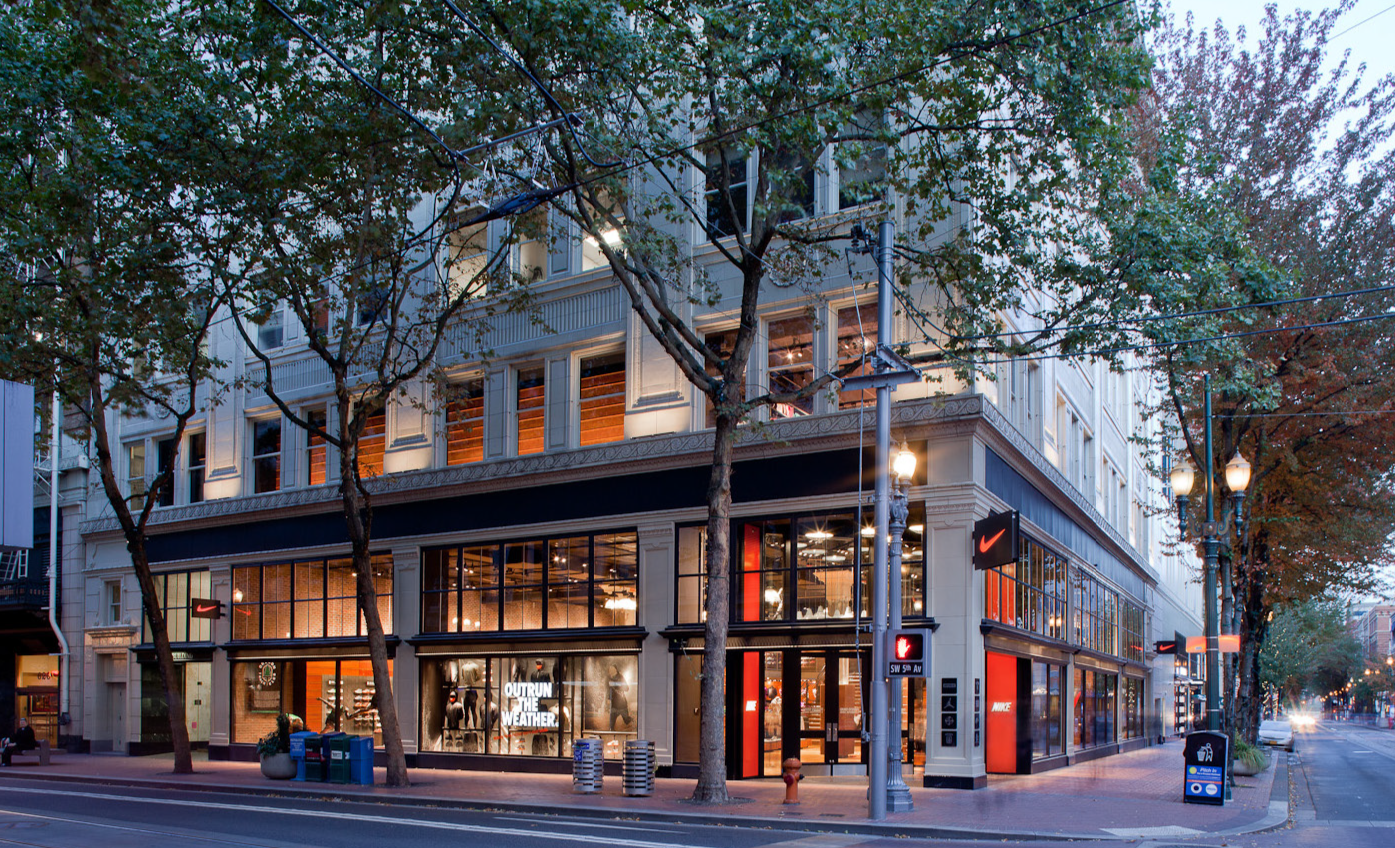 Nike+Portland+Store+-+Sara+Schmidt%2C+Experience+Design.png
