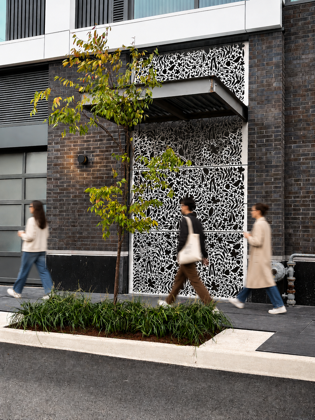 Alder 9 Screen with People and Tree .png