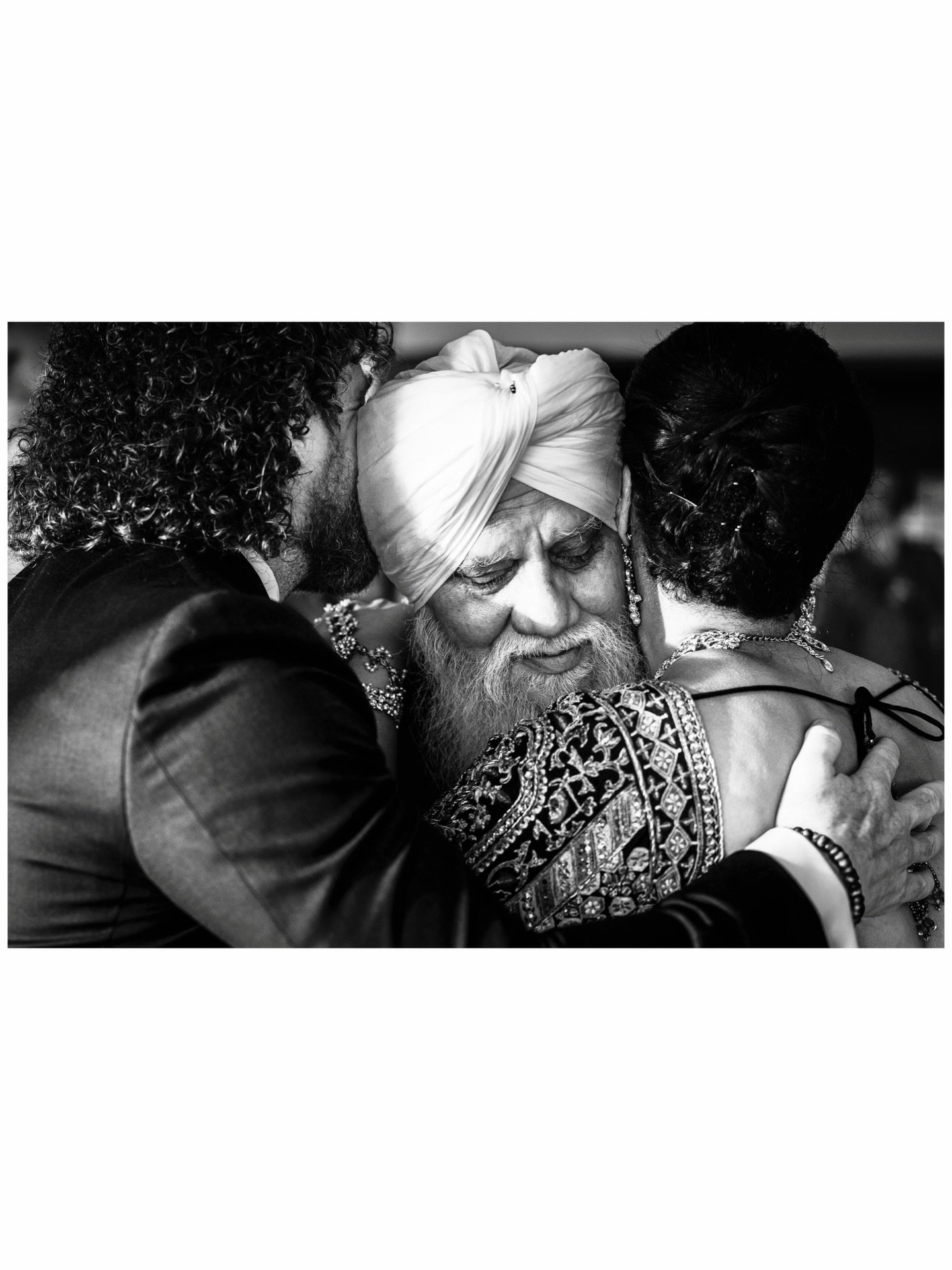 Wedding photography should remind you how your wedding day felt, not just how it looked!

Your love, your people, your story. 

🏆 TWIA Highly Commended 2023/24/26
🏆 TIR Top 100 in the world 2025
🏆 TIRF Top 10 in the UK 2024
🏆 TIRF Top 30 in the w